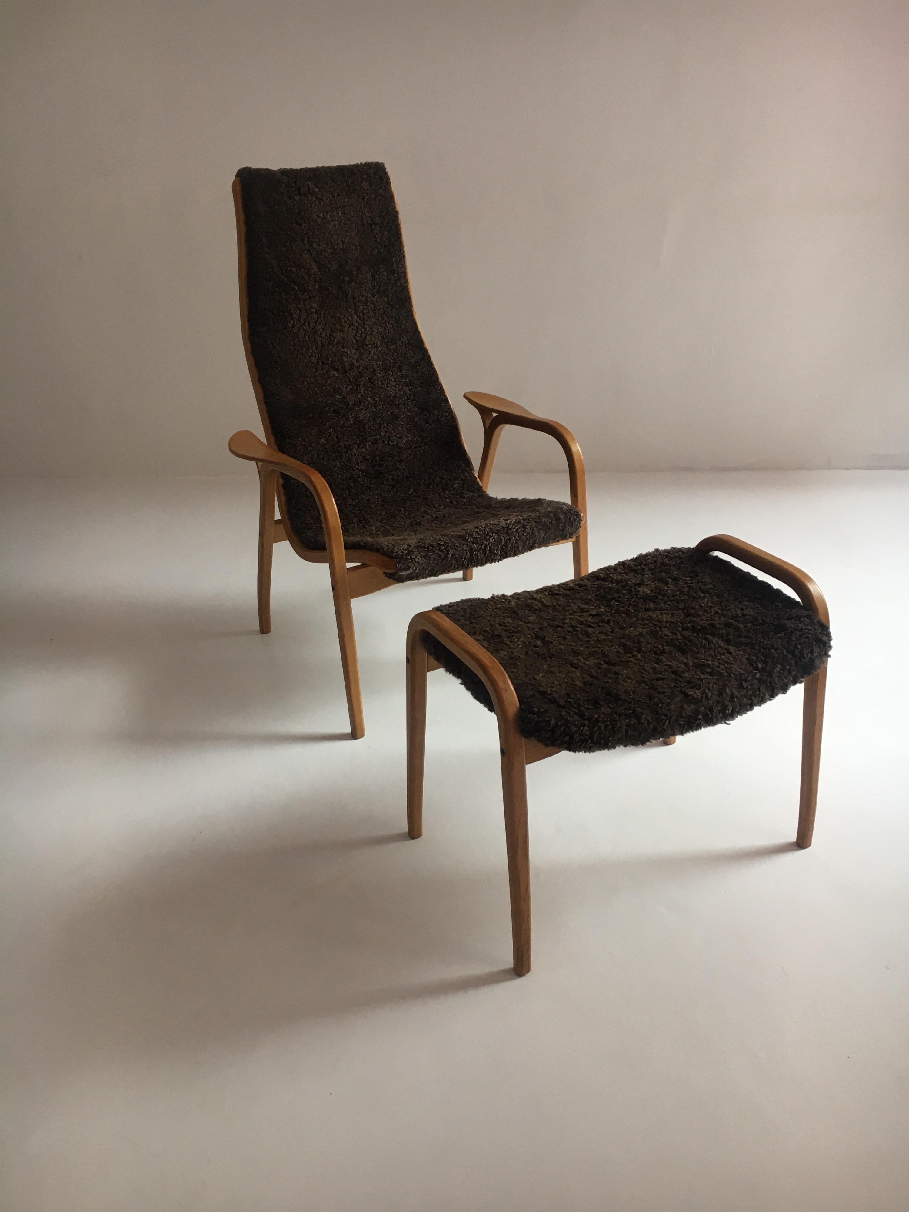Swedese Yngve Ekström Lamino sheepskin easy chair with ottoman, Sweden, 1960s.