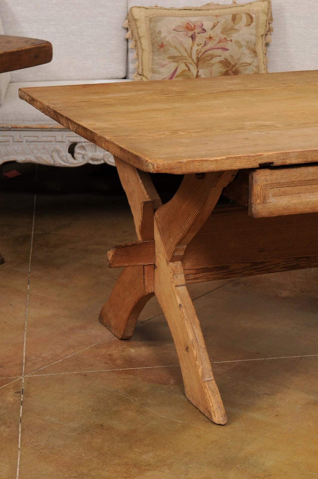 Rustic Swedish 1790s European Pine Sawbuck Table with Drawer and Double X-Form Legs For Sale