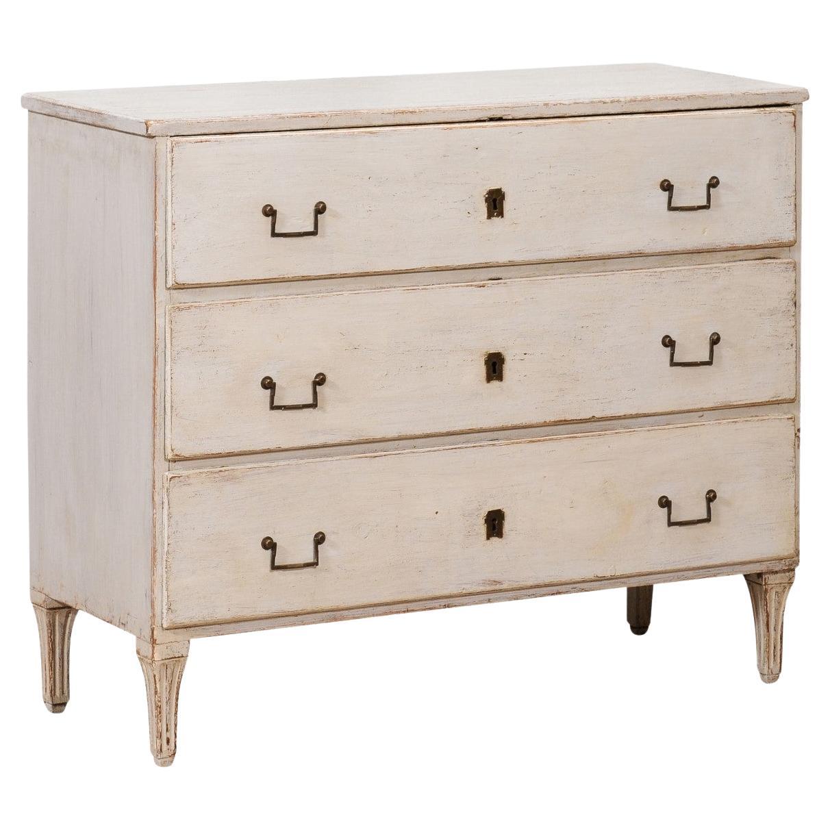 Swedish 1790s Gustavian Period Painted Three-Drawer Chest with Carved Feet For Sale