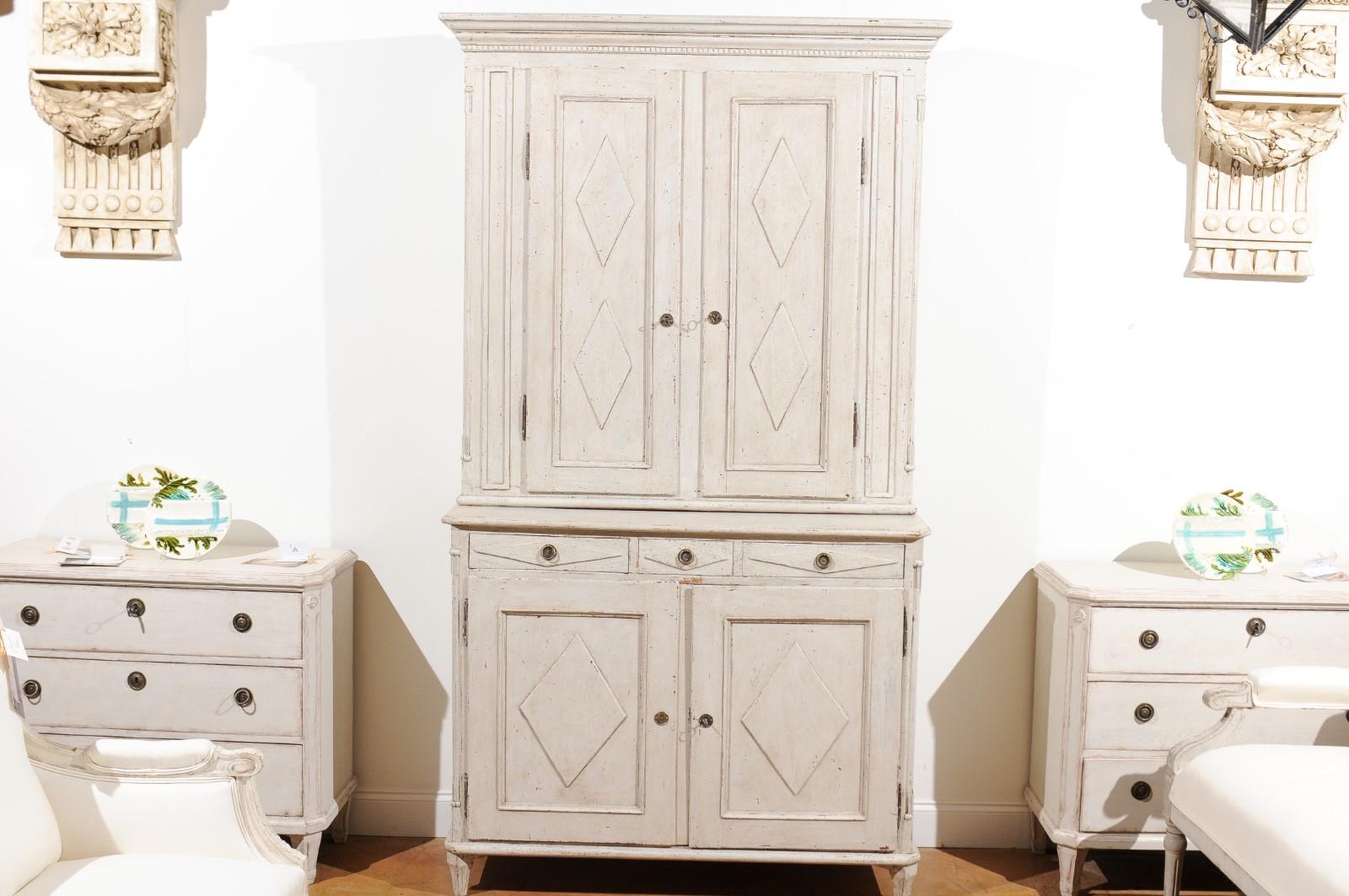 Swedish 1790s Gustavian Period Painted Wood Two-Part Cabinet with Diamond Motifs In Good Condition In Atlanta, GA