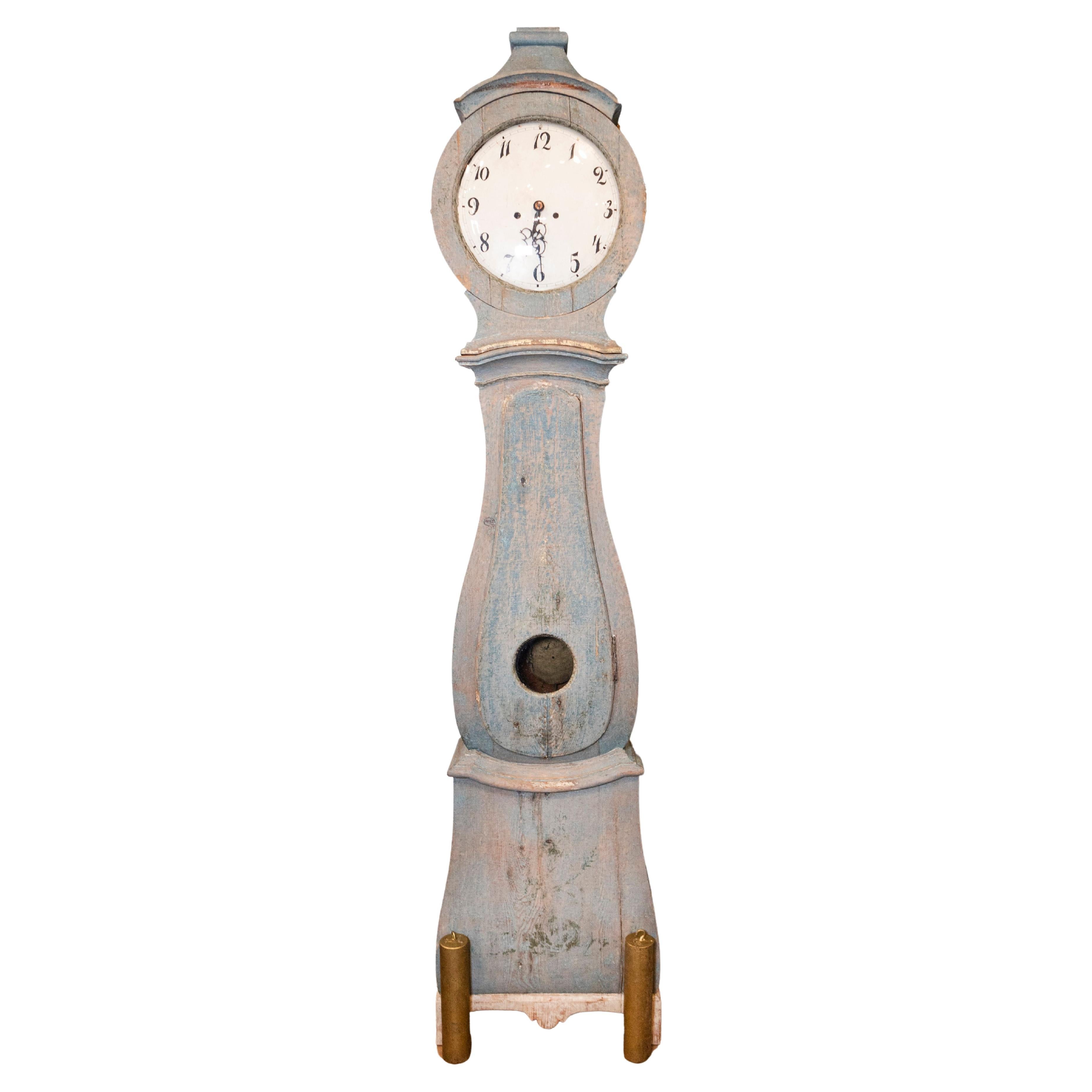 Swedish 1790s Long Case Mora Clock with Blue Gray Paint and Carved Crest For Sale