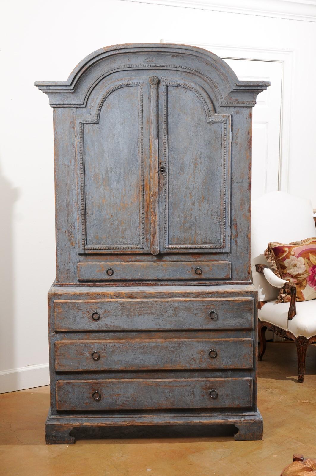 Swedish 1790s Provincial Bonnet Top Cabinet with Doors, Drawers and Bead Motifs 4