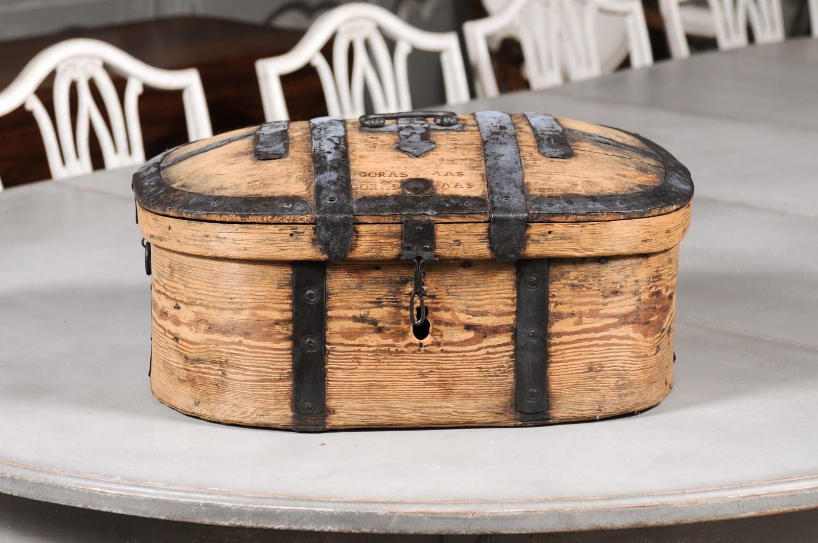Swedish 1790s Rustic Oval Top Wooden Box with Iron Accents and Distressed Patina For Sale 10