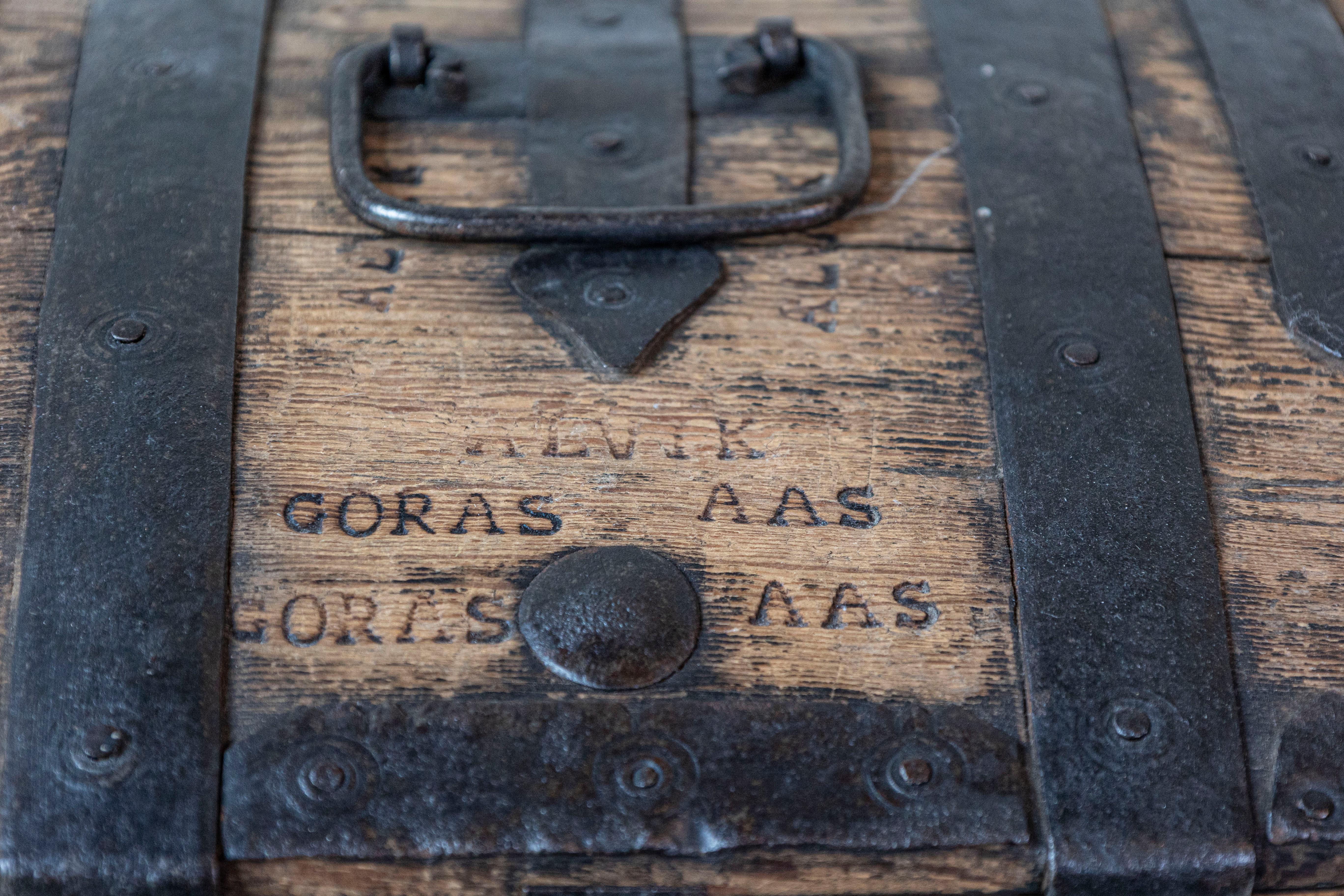 18th Century Swedish 1790s Rustic Oval Top Wooden Box with Iron Accents and Distressed Patina For Sale