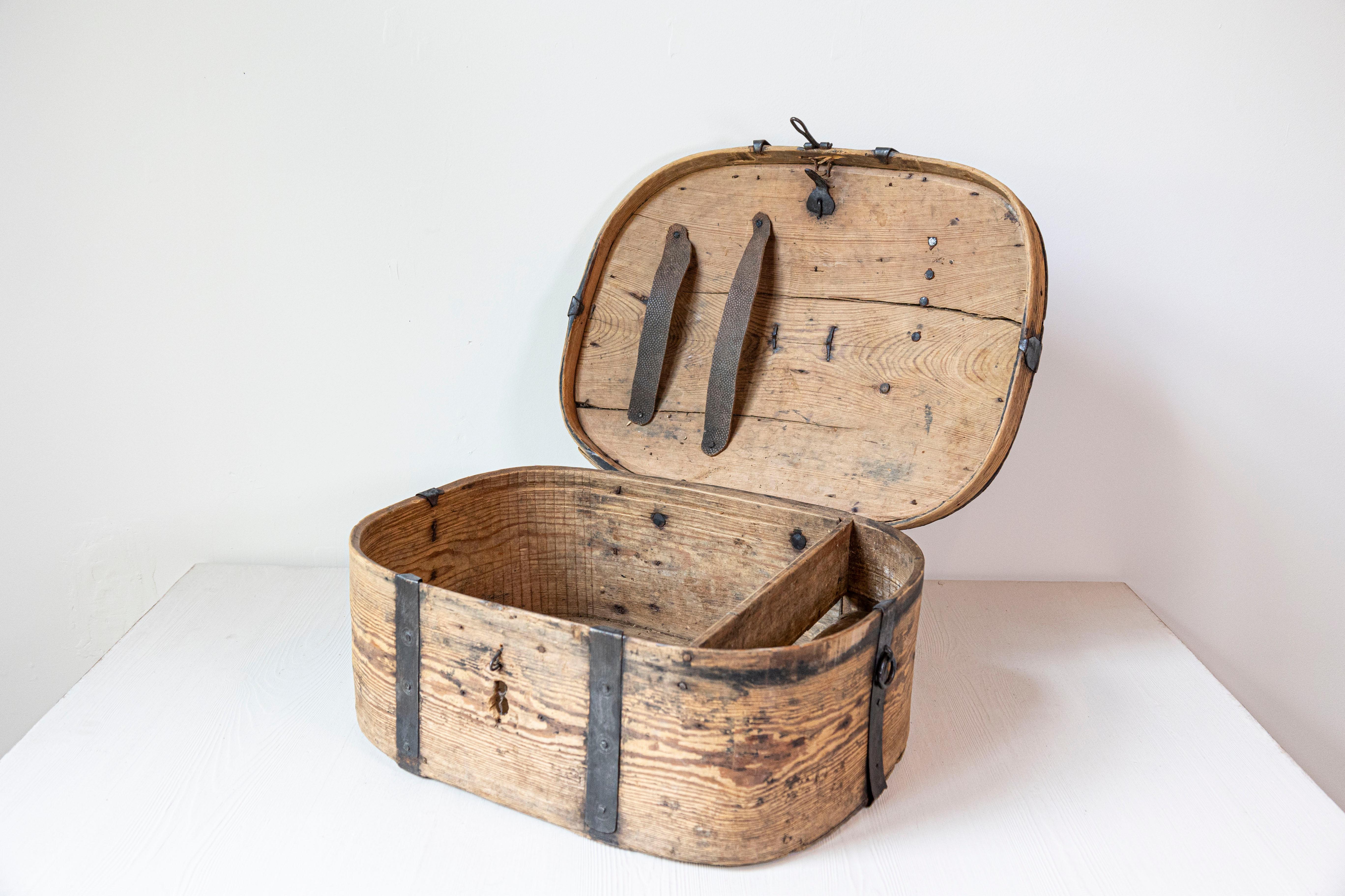 Metal Swedish 1790s Rustic Oval Top Wooden Box with Iron Accents and Distressed Patina For Sale