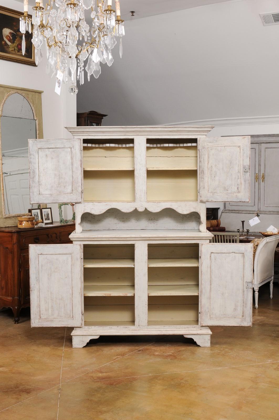Swedish 1800s Gustavian Painted Two-Part Cabinet with Carved Diamond Motifs In Good Condition For Sale In Atlanta, GA