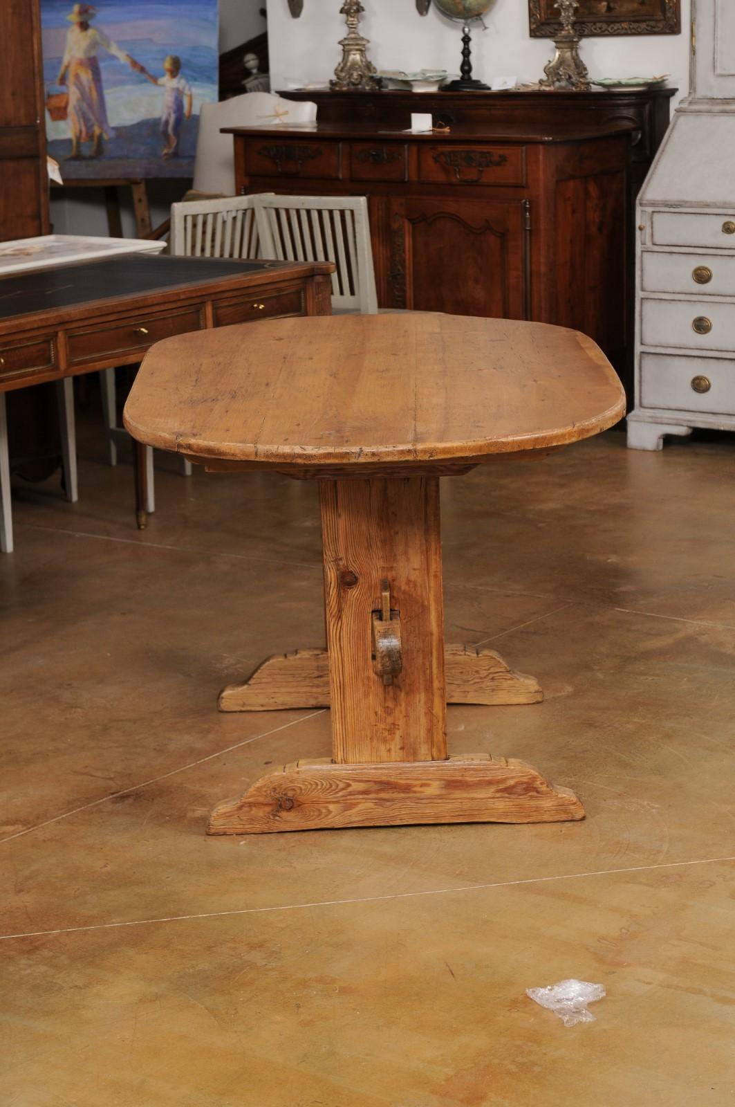 Swedish 1800s Gustavian Period Trestle Base Dining Room Table with Oval Top For Sale 6