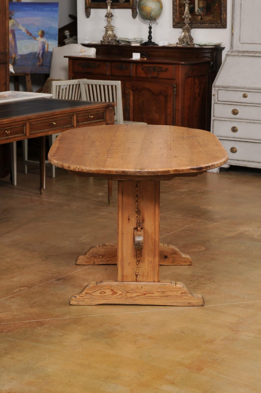 Swedish 1800s Gustavian Period Trestle Base Dining Room Table with Oval Top For Sale 2