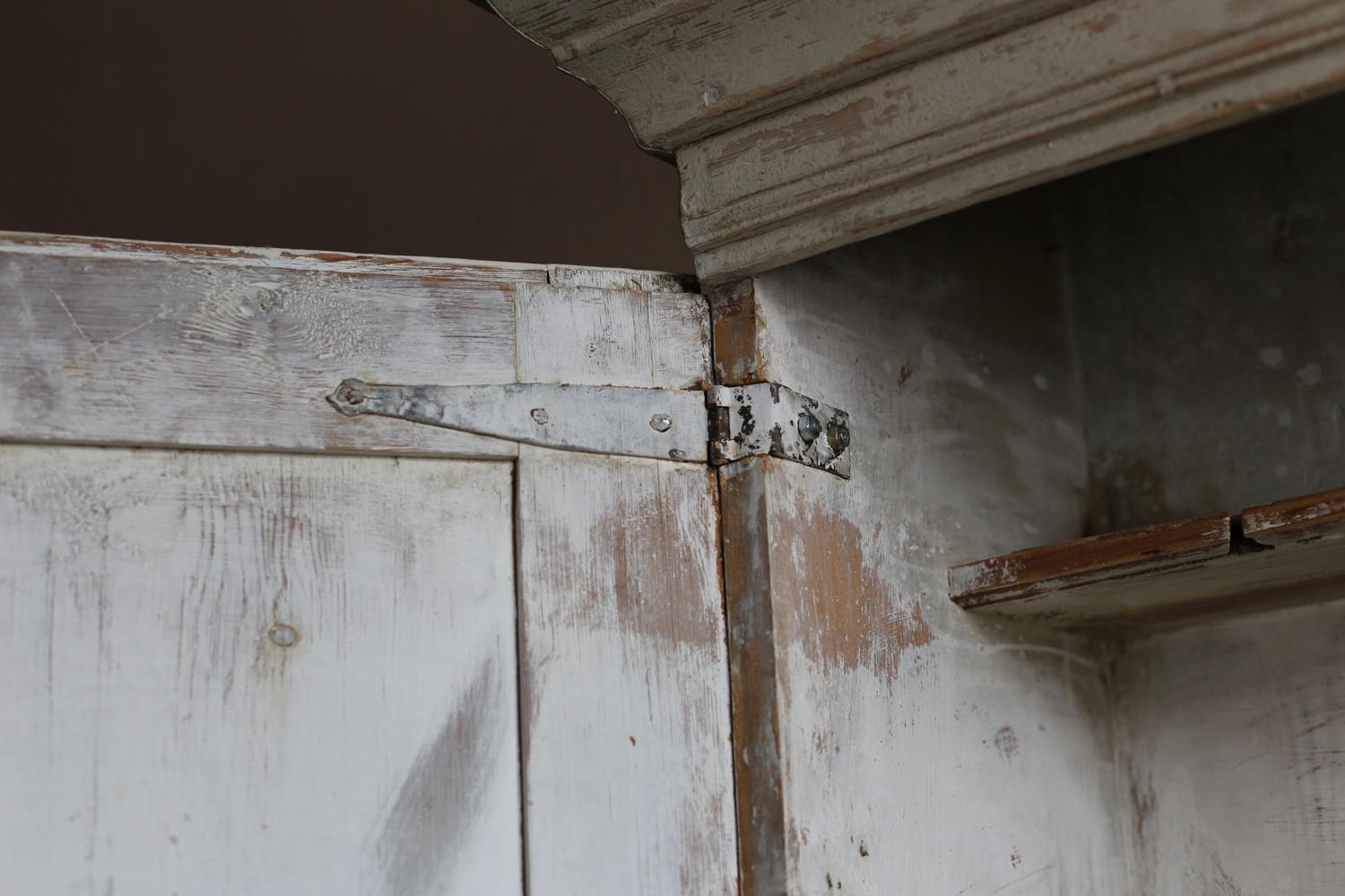 Swedish 1800s Gustavian White Painted Two-Part Cabinet For Sale 7