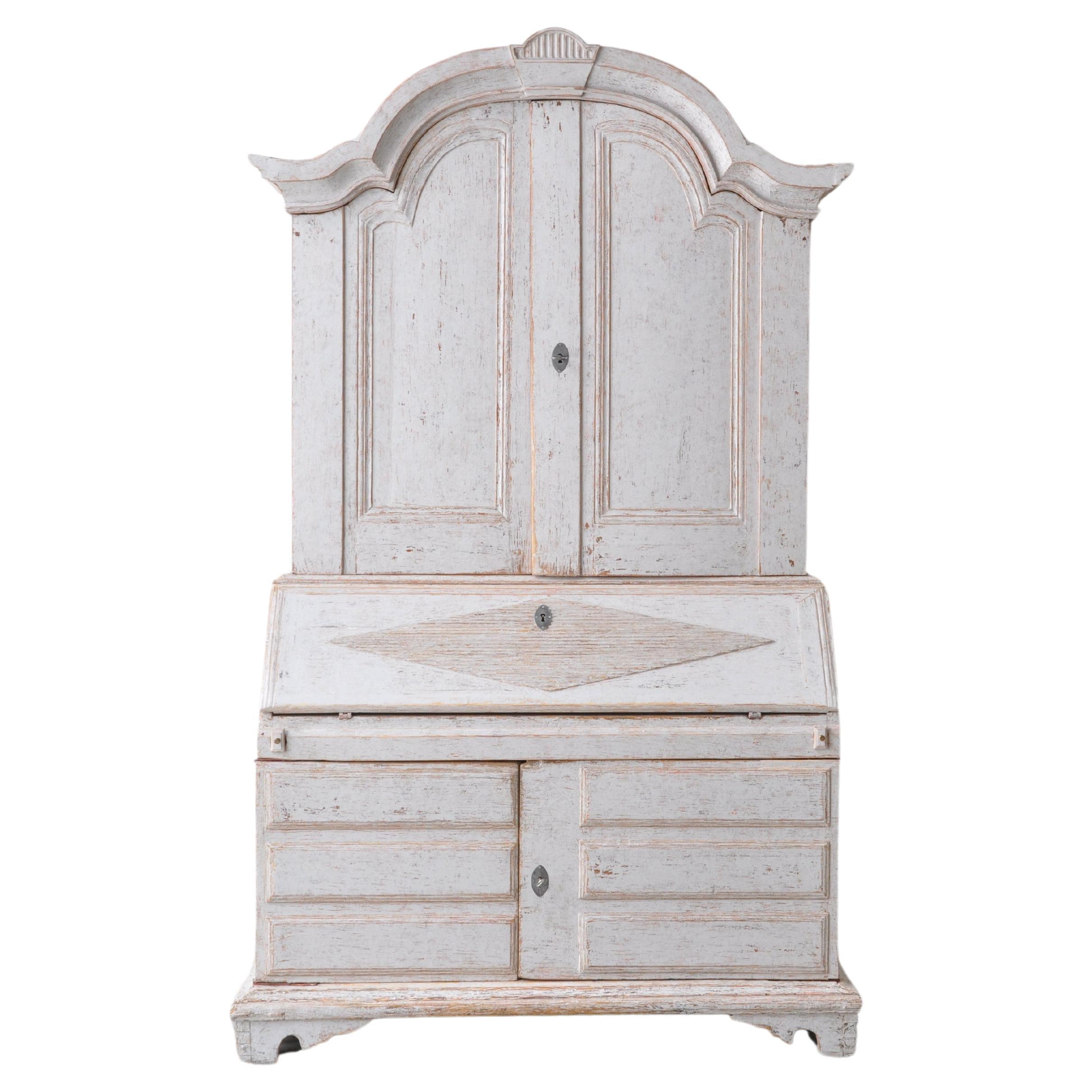 Swedish 1800s Light Gray Painted Secretary from Värmland with Slant Front Desk For Sale