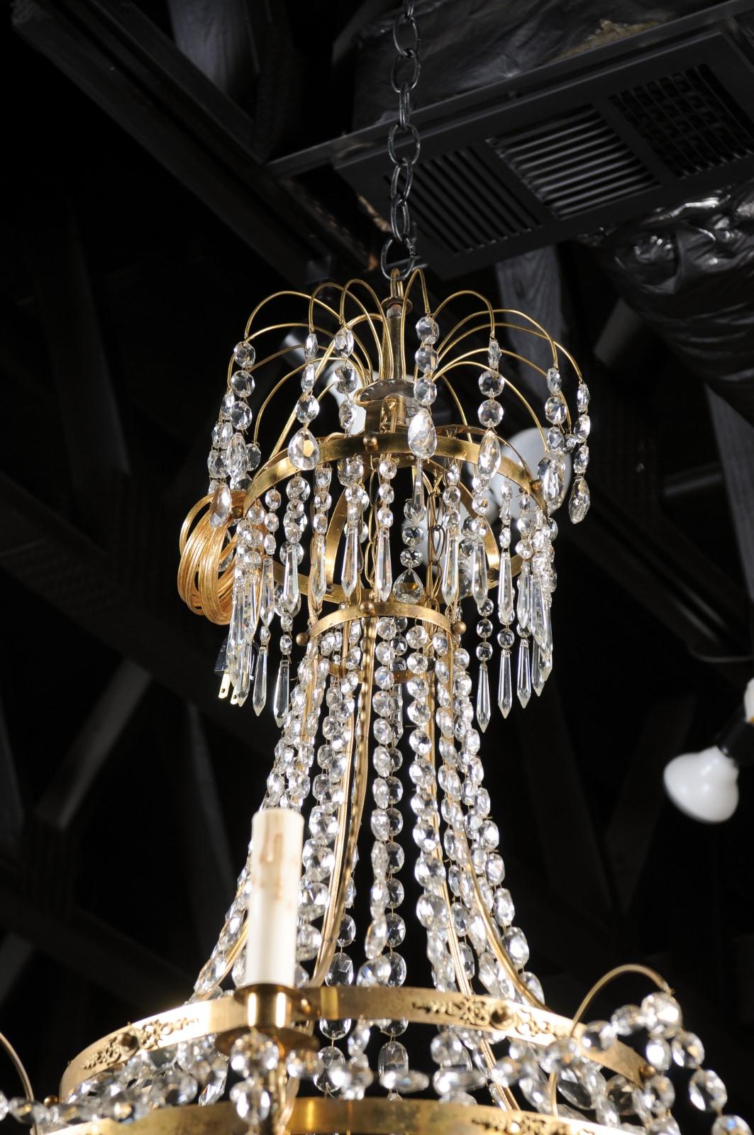 Swedish, 1810s Gustavian Period Five-Light Crystal and Brass Basket Chandelier For Sale 5