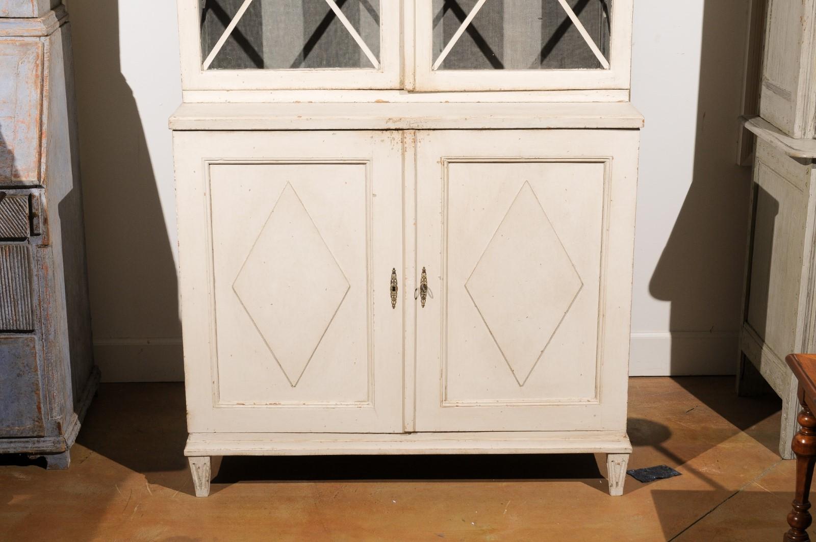 Swedish 1810s Gustavian Period Painted Two-Part Vitrine Cabinet with Glass Doors 2