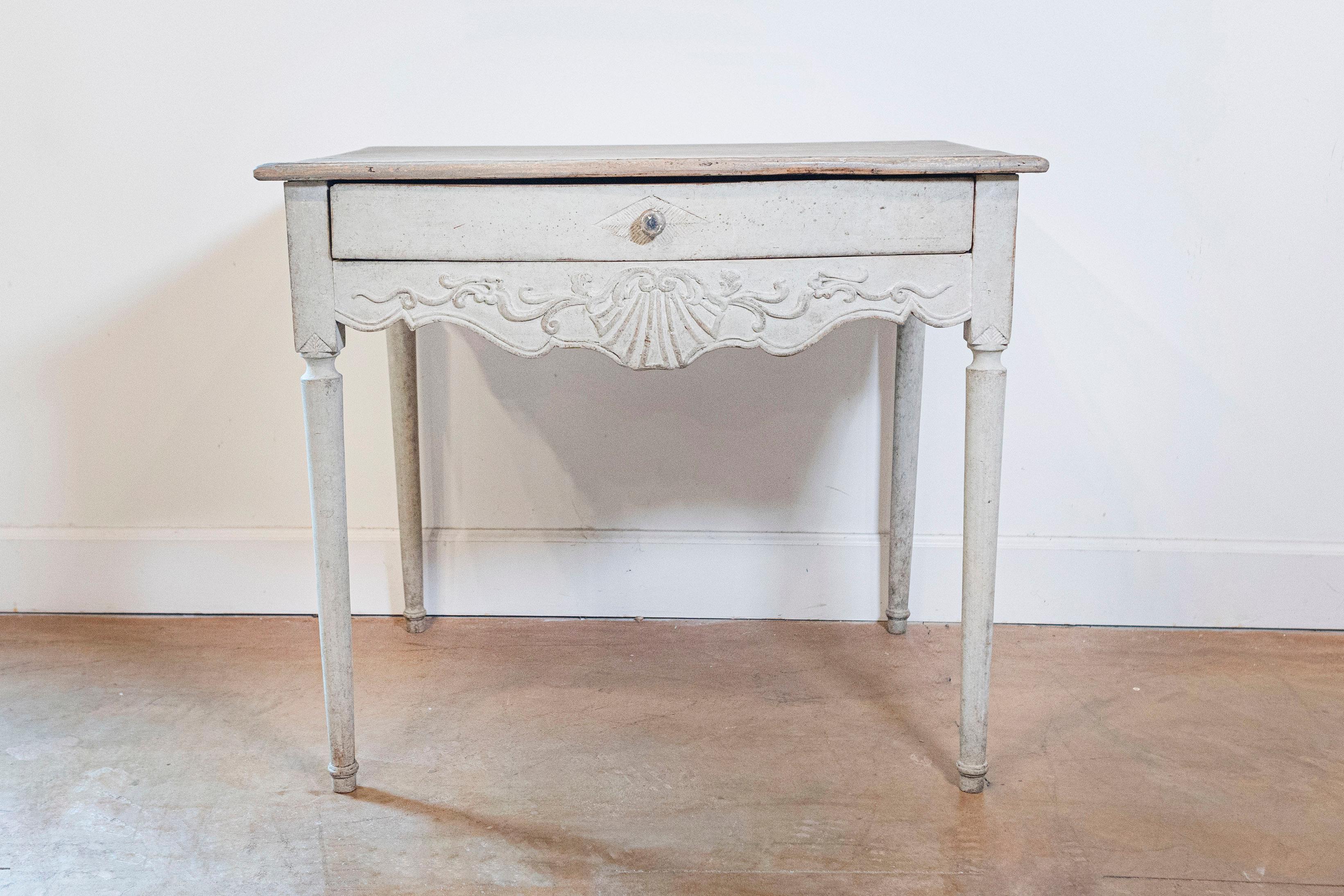 Swedish 1810s Period Gustavian Painted Side Table with Drawer and Carved Apron In Good Condition For Sale In Atlanta, GA
