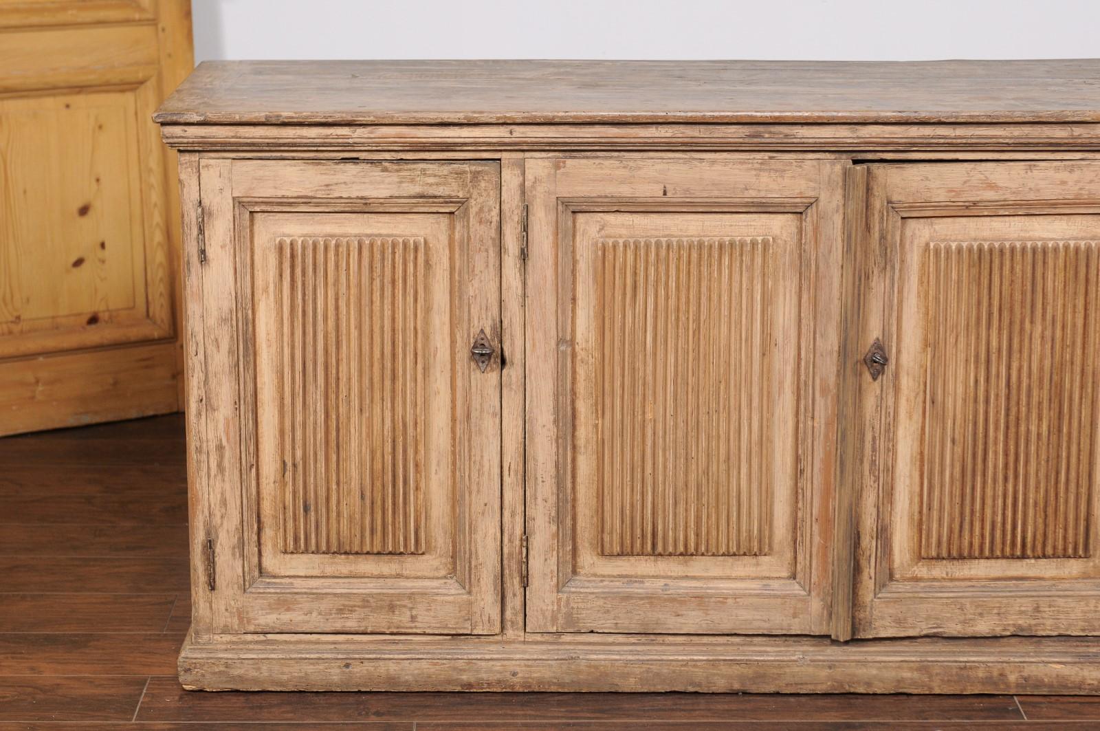 Swedish 1820s Four-Door Pine Enfilade with Fluted Motifs and Hidden Drawers 10
