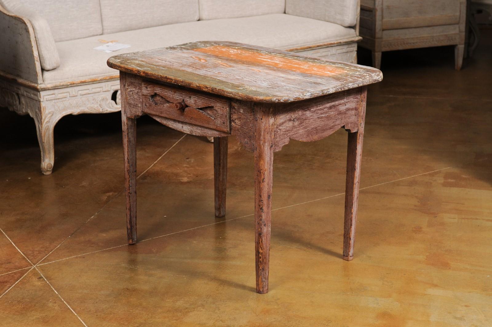 Swedish 1820s Side Table with Carved Drawer and Tapered Legs 7