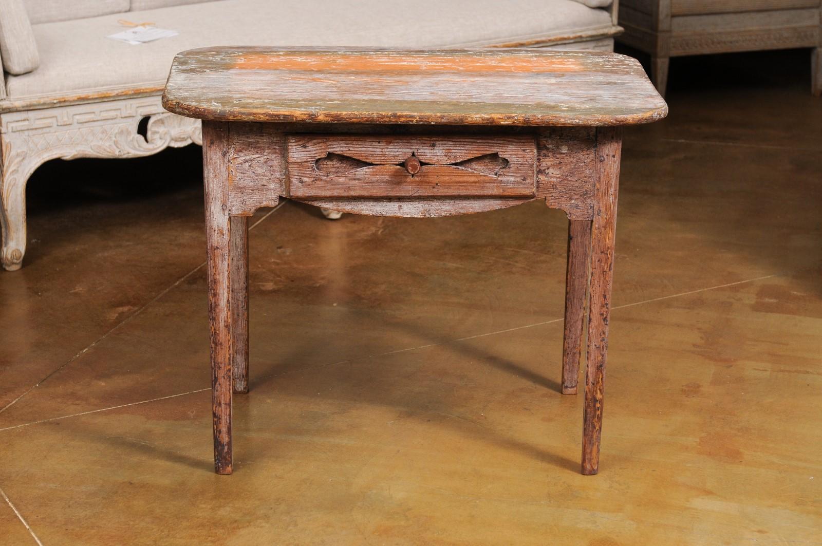 Swedish 1820s Side Table with Carved Drawer and Tapered Legs 8