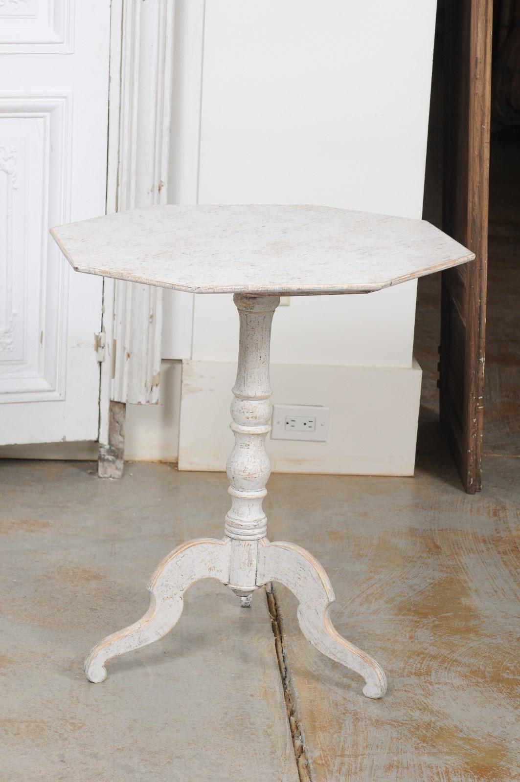 Swedish 1840s Painted Wood Octagonal Tilt-Top Table with Turned Base 2