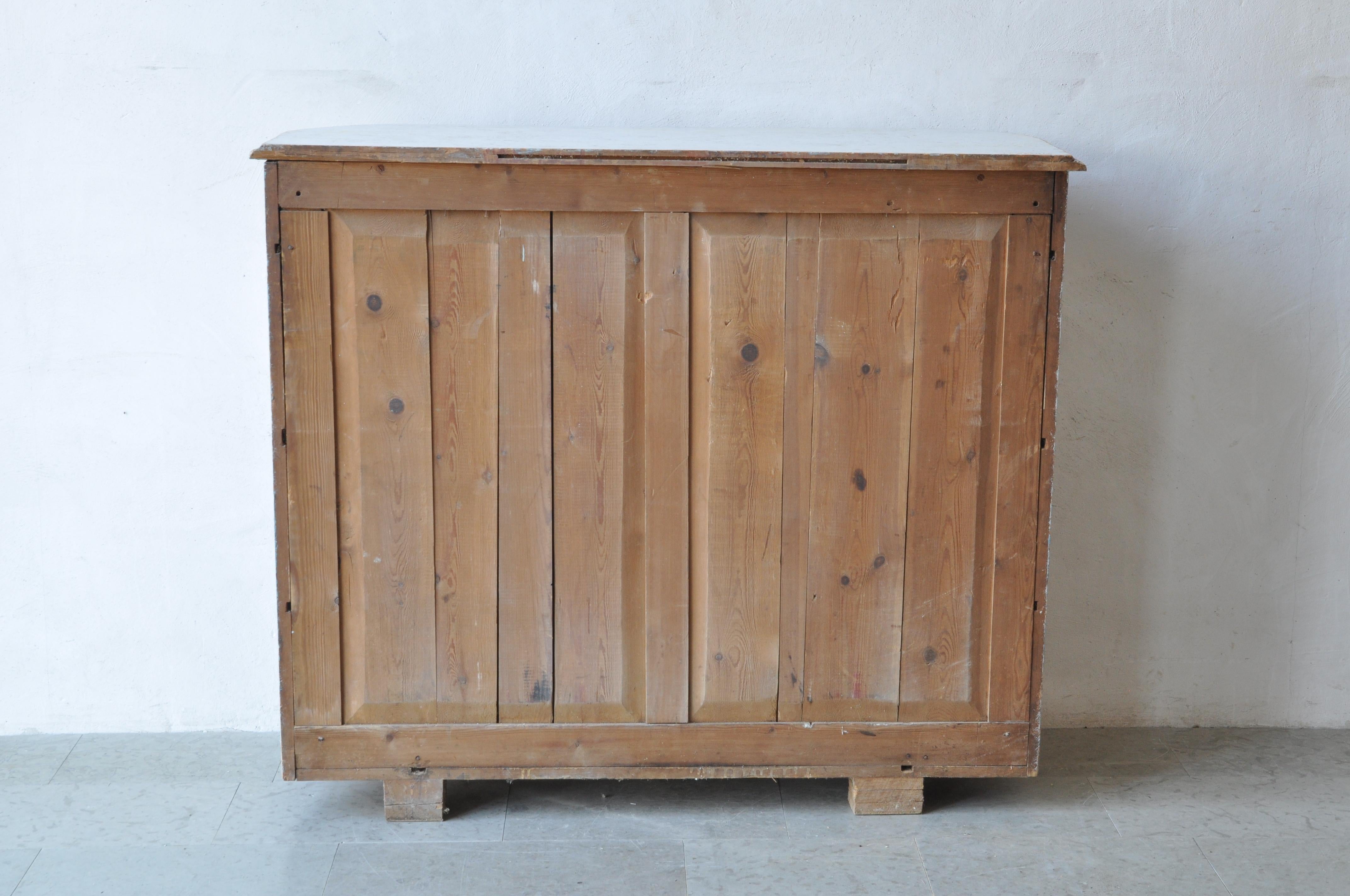Wood Swedish 1850s Distressed Light Gray Painted Sideboard with Rounded Corners
