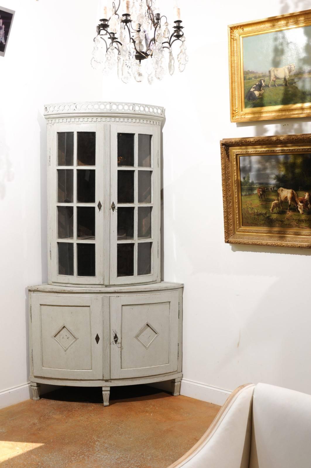 Carved Swedish 1850s Gustavian Style Corner Cabinet with Glass Doors and Diamond Motifs