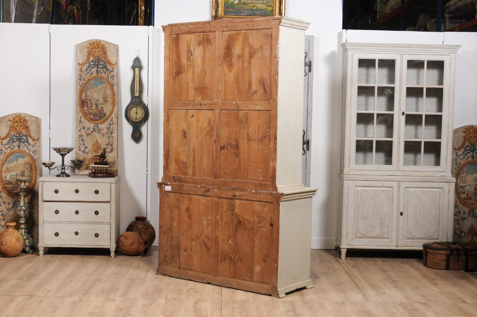 Swedish 1850s Two-part Painted Cabinet with Glass and Wooden Doors 3