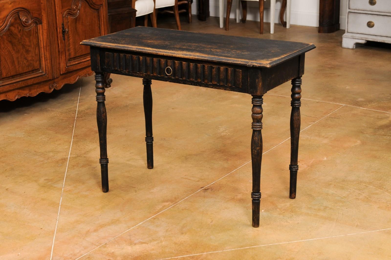 Swedish 1860s Painted Wood Desk with Dark Patina and Reeded Drawer 5