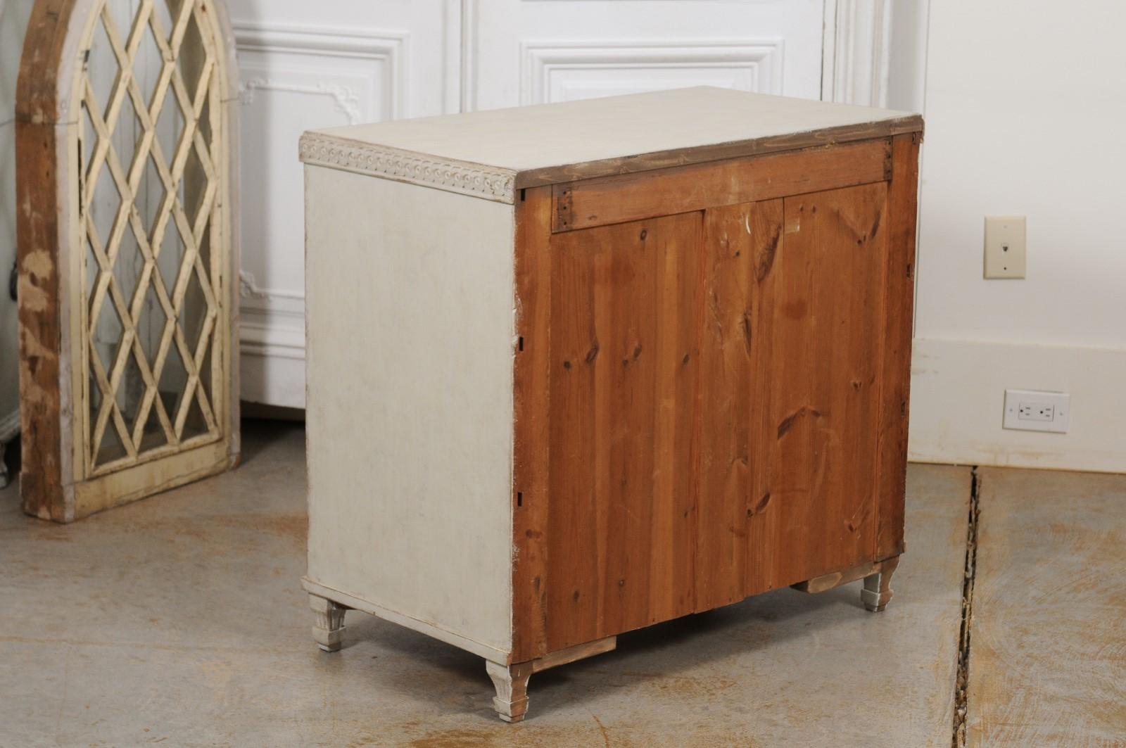 Swedish 1865 Neoclassical Style Painted Three-Drawer Chest with Guilloches For Sale 3