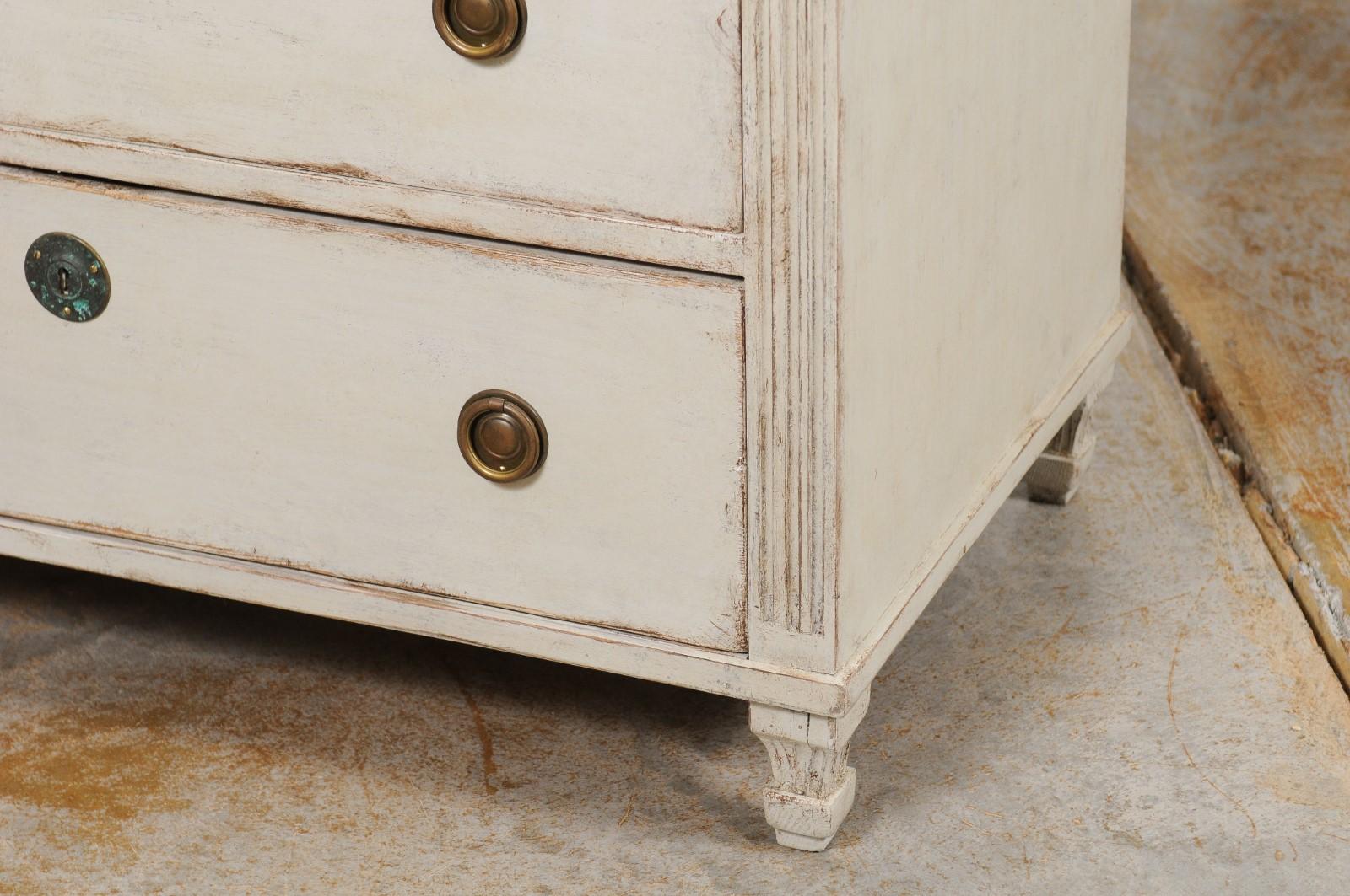 Swedish 1865 Neoclassical Style Painted Three-Drawer Chest with Guilloches For Sale 6