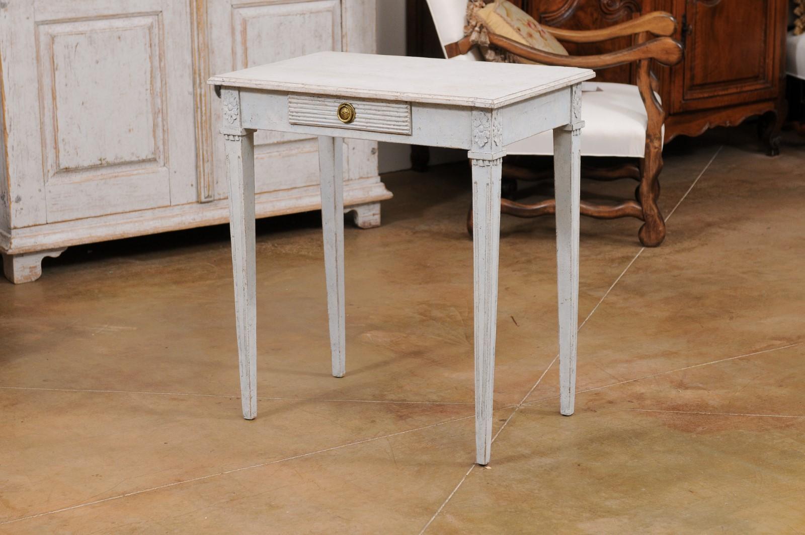 Swedish 1880s Gustavian Style Console Table with Drawer and Carved Rosettes 3