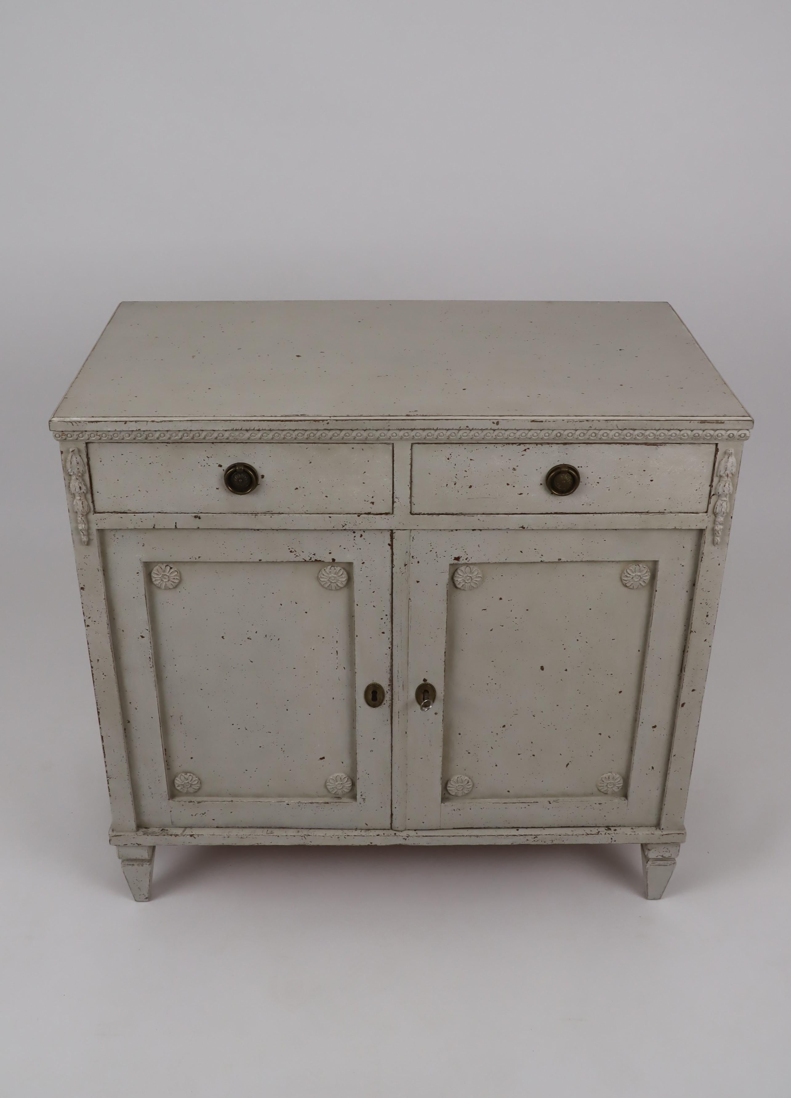 Swedish 1880s Gustavian Style Gray Painted Sideboard with Carved Guilloches For Sale 8