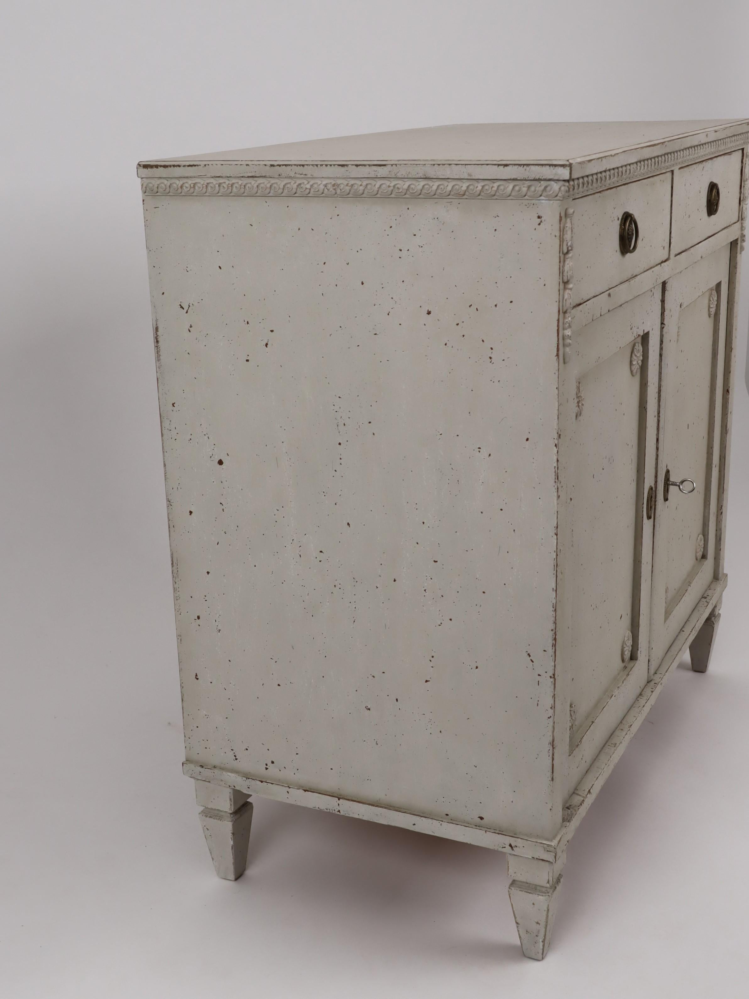 Swedish 1880s Gustavian Style Gray Painted Sideboard with Carved Guilloches For Sale 3