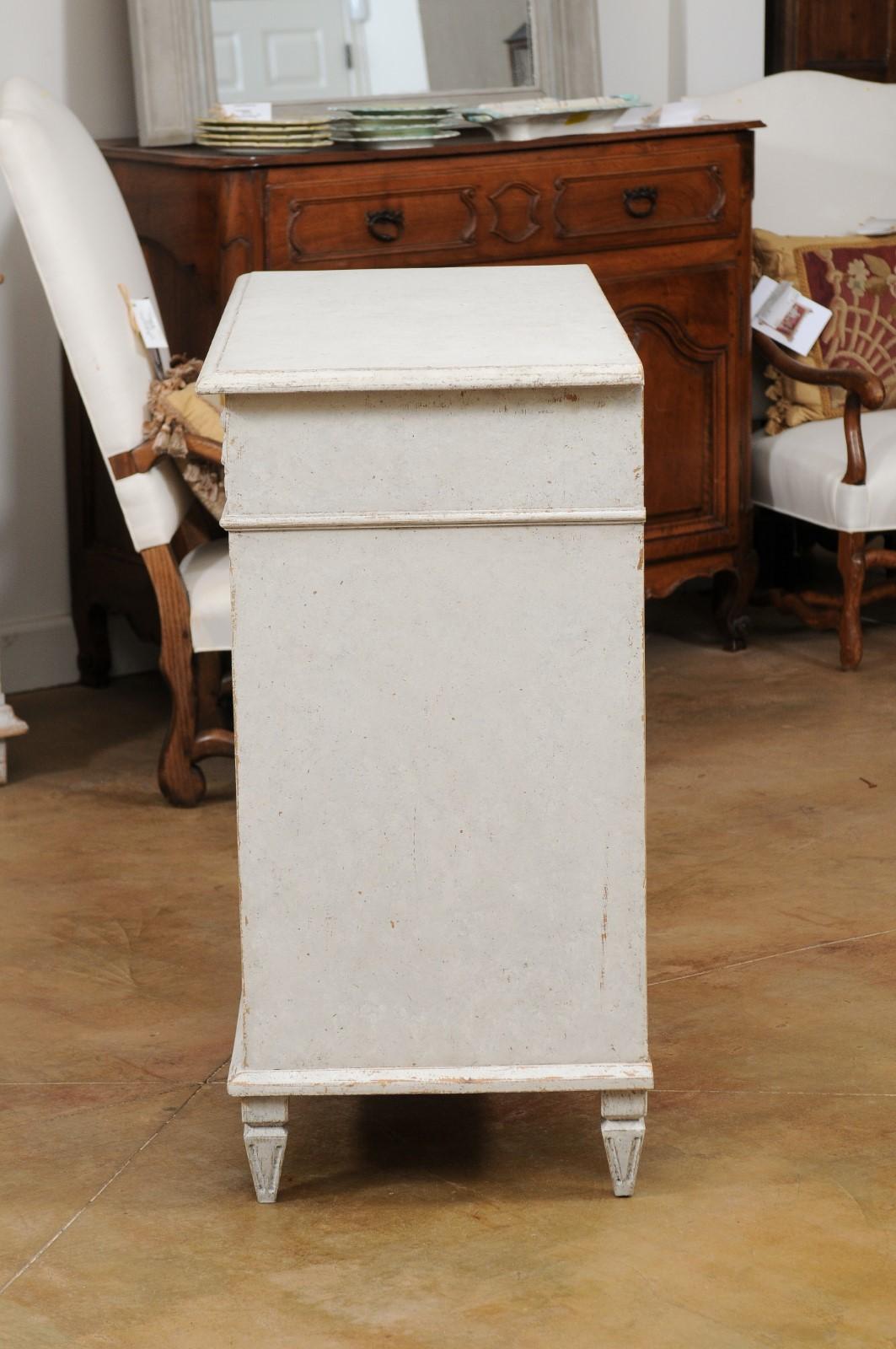 Swedish 1880s Gustavian Style Painted Sideboard with Carved Urns in Diamonds 1