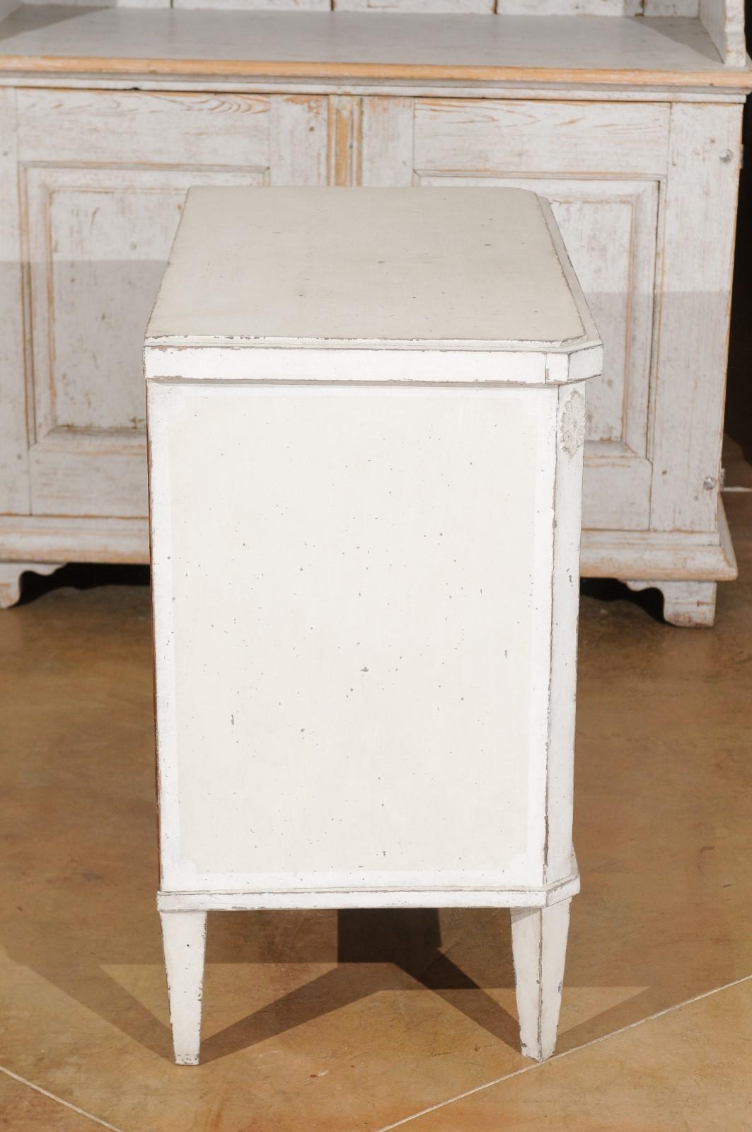 Swedish 1880s Gustavian Style Painted Three-Drawer Chest with Carved Rosettes 2