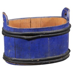 Swedish 1880s Oval Milk Tub with Blue and Black Paint and Distressed Patina