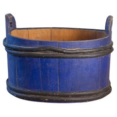 Swedish 1880s Oval Milk Tub with Blue and Black Paint and Distressed Patina
