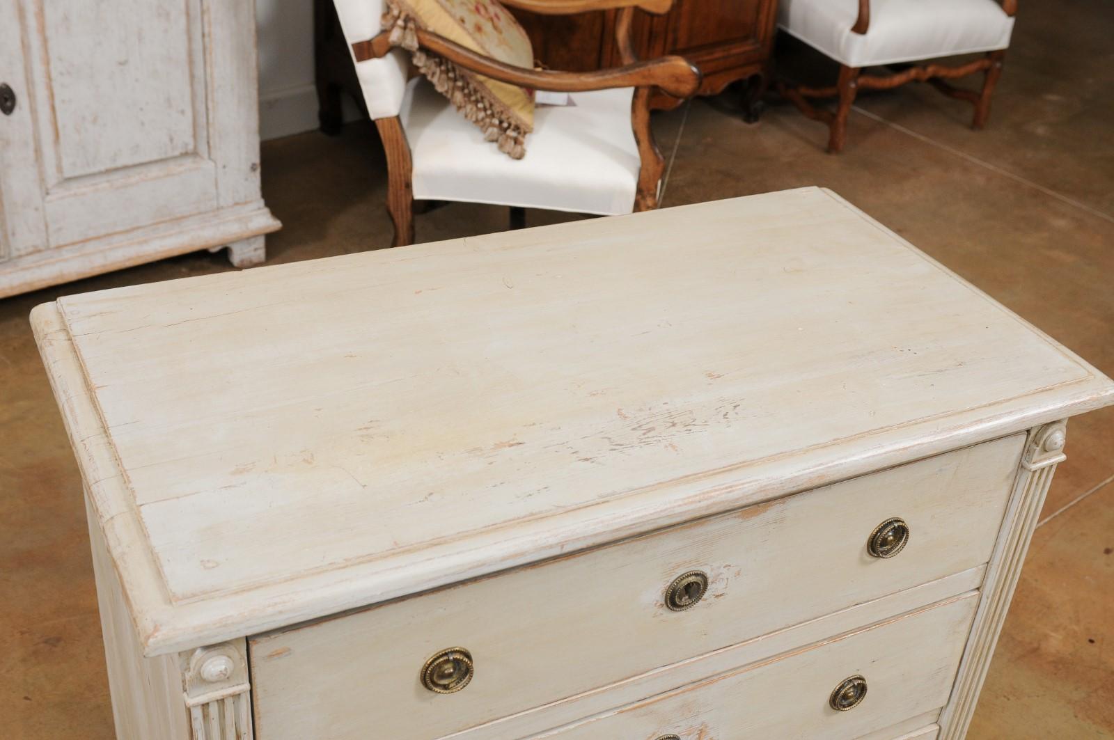 Swedish 1890s Gustavian Style Chest with Three Drawers and Fluted Side Posts 7