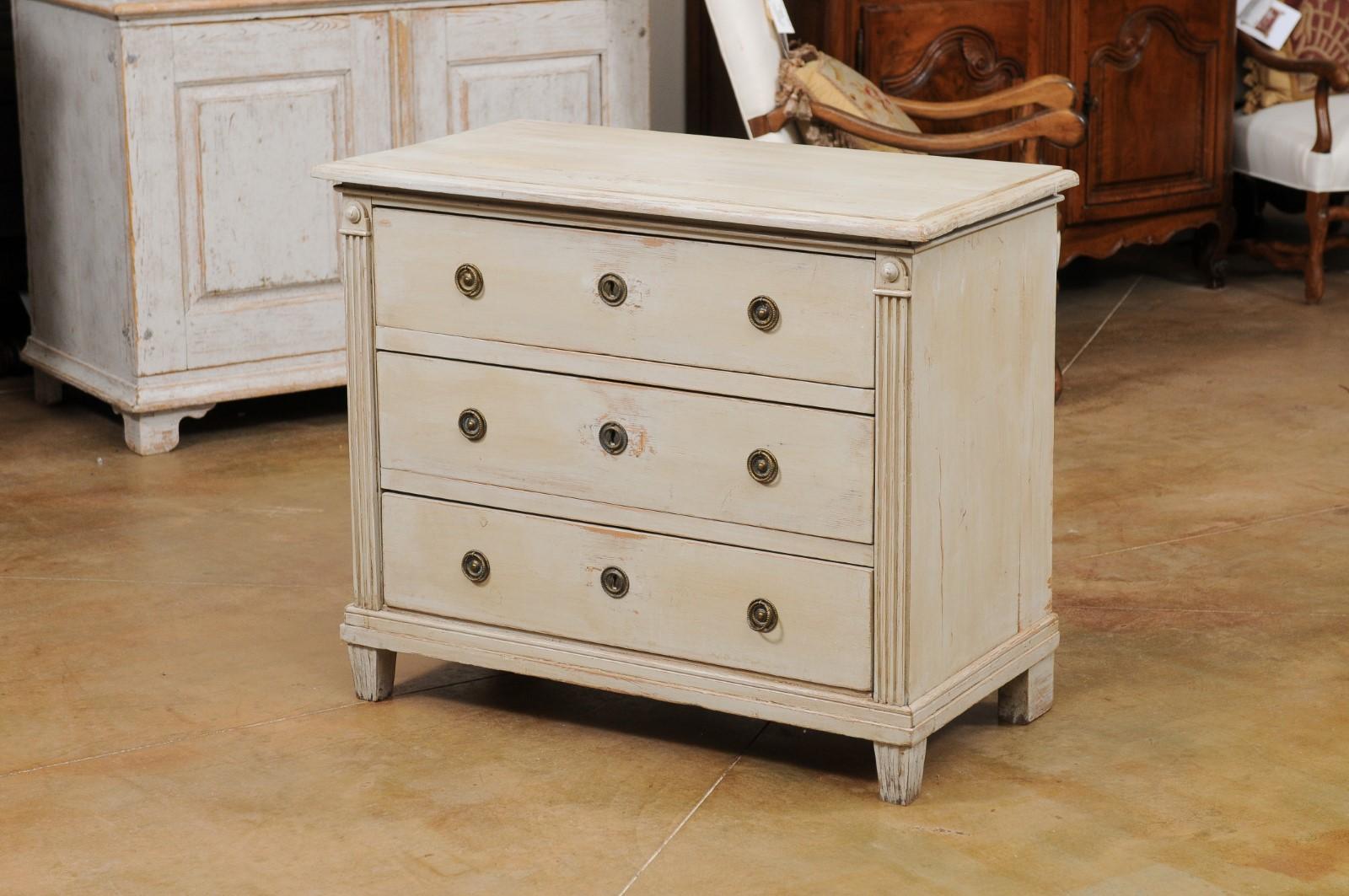 Swedish 1890s Gustavian Style Chest with Three Drawers and Fluted Side Posts 2