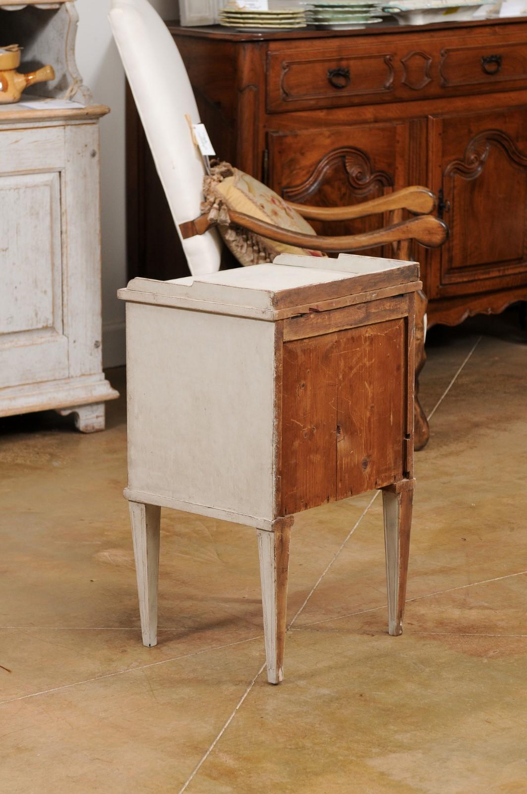 Swedish 1890s Painted Wood Nightstand Table with Doors and Drawers 3