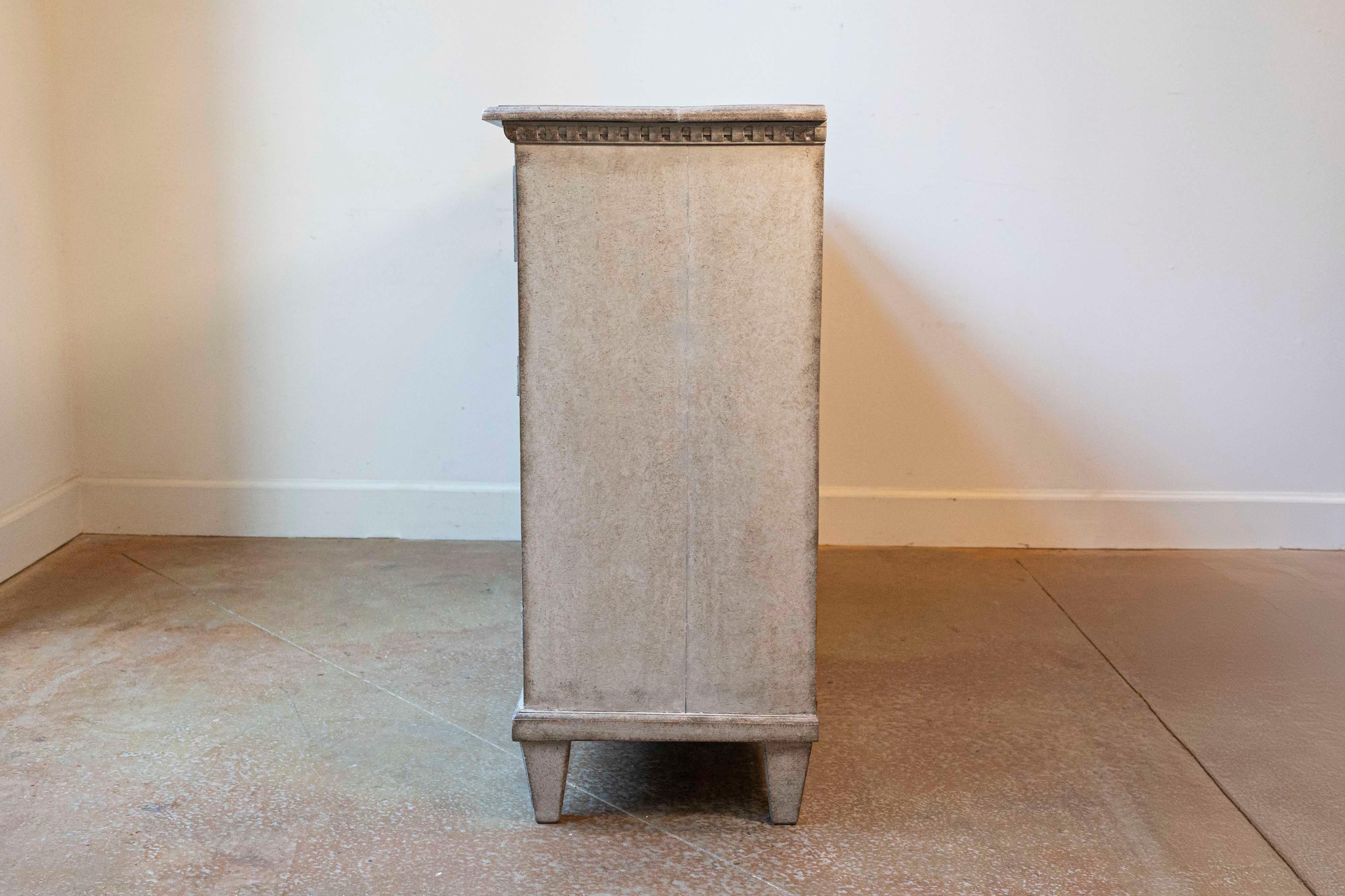 Swedish, 1890s, Painted Wood Sideboard with Three Drawers over Three Doors For Sale 3