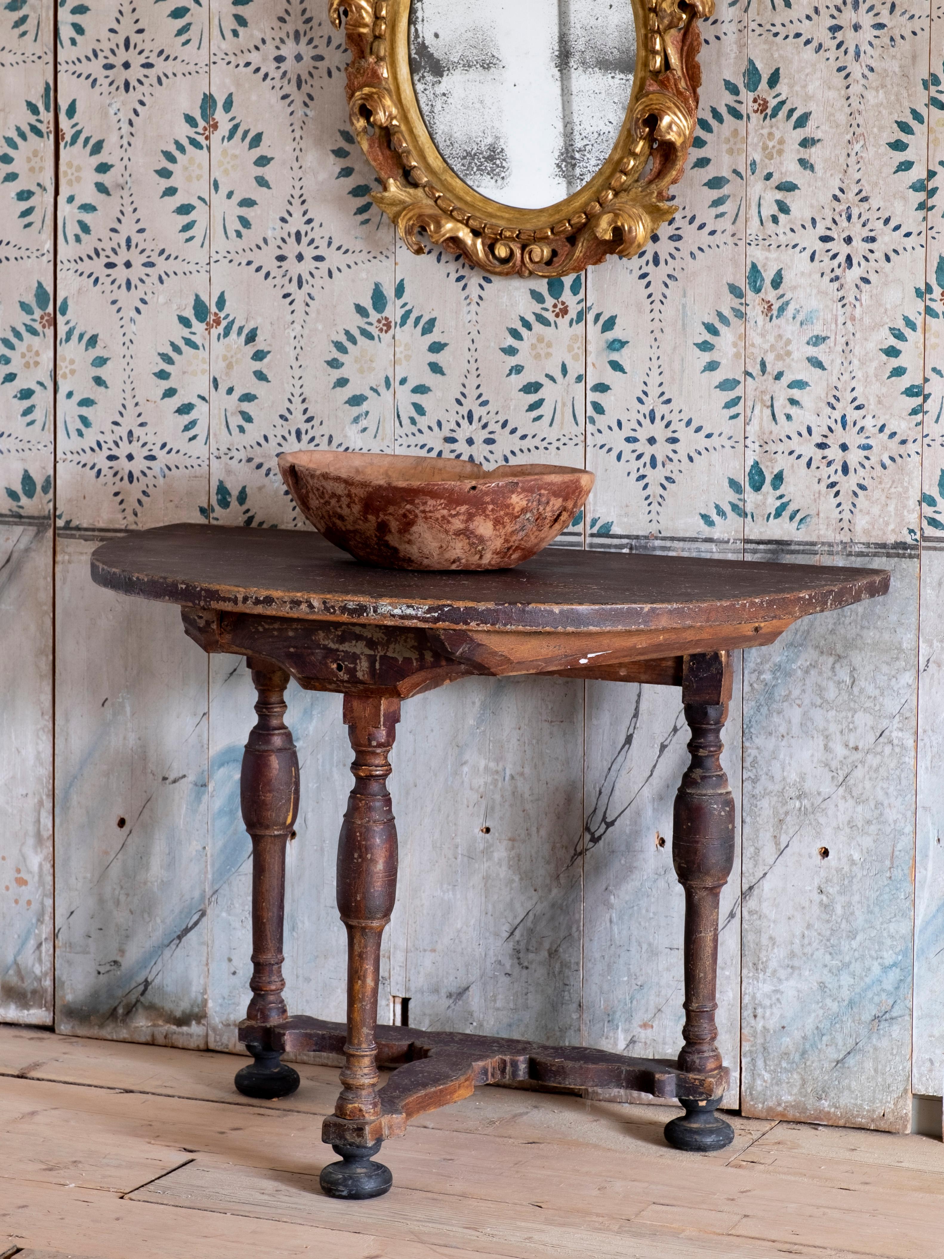 Swedish 18th Century Baroque Console In Good Condition In Allerum, SE