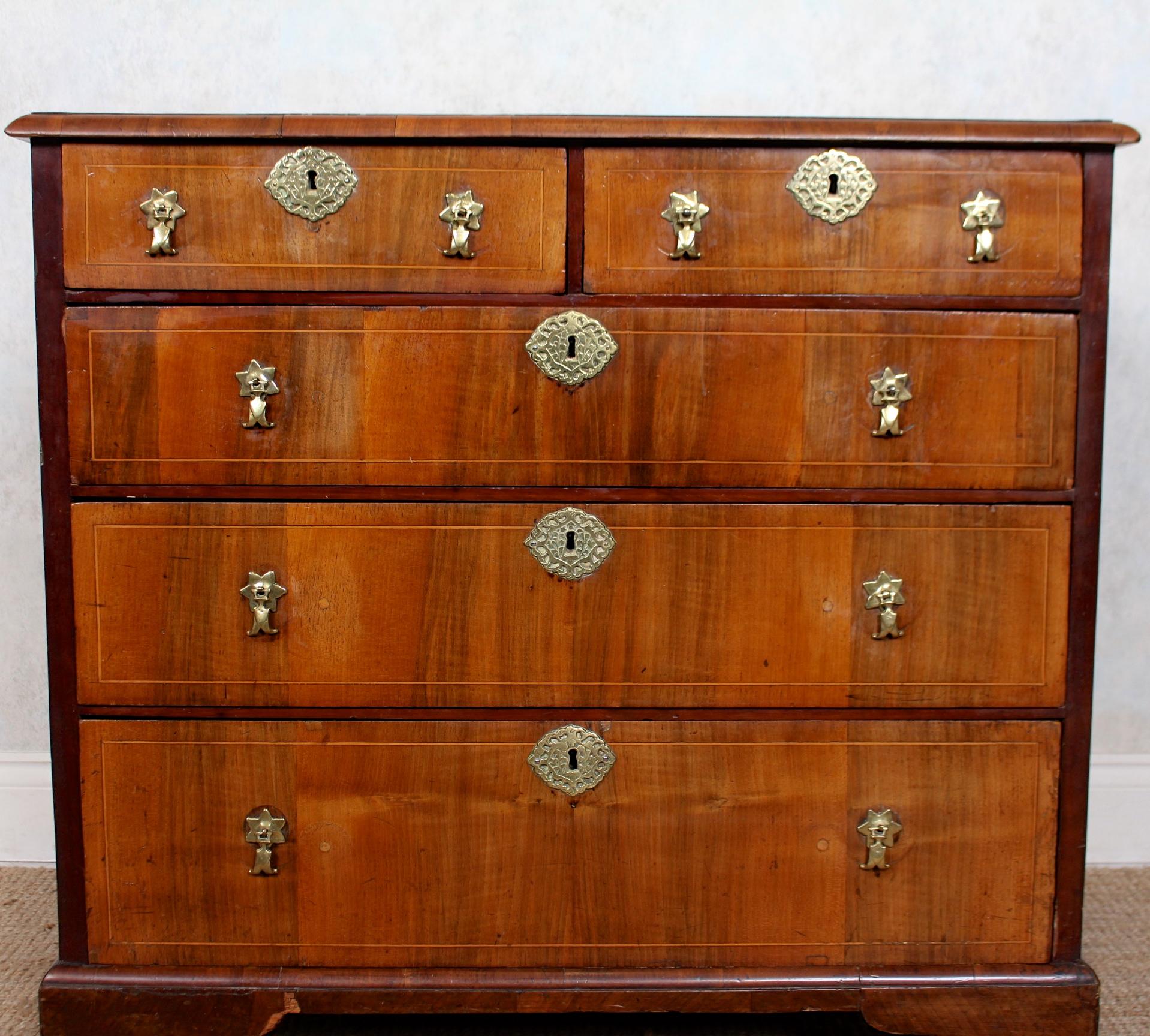 George III Swedish 18th Century Chest of Drawers Inlaid Walnut For Sale