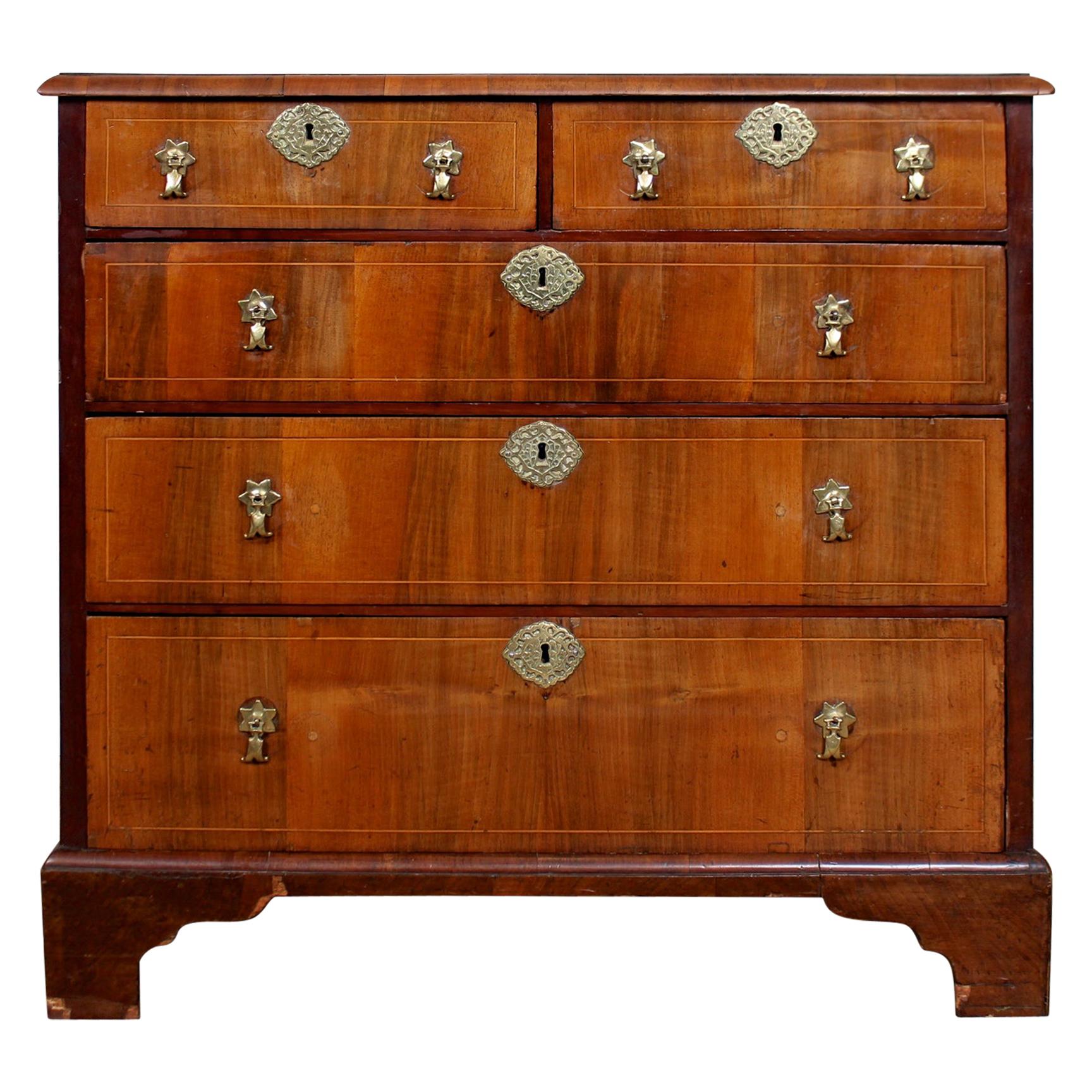 Swedish 18th Century Chest of Drawers Inlaid Walnut For Sale