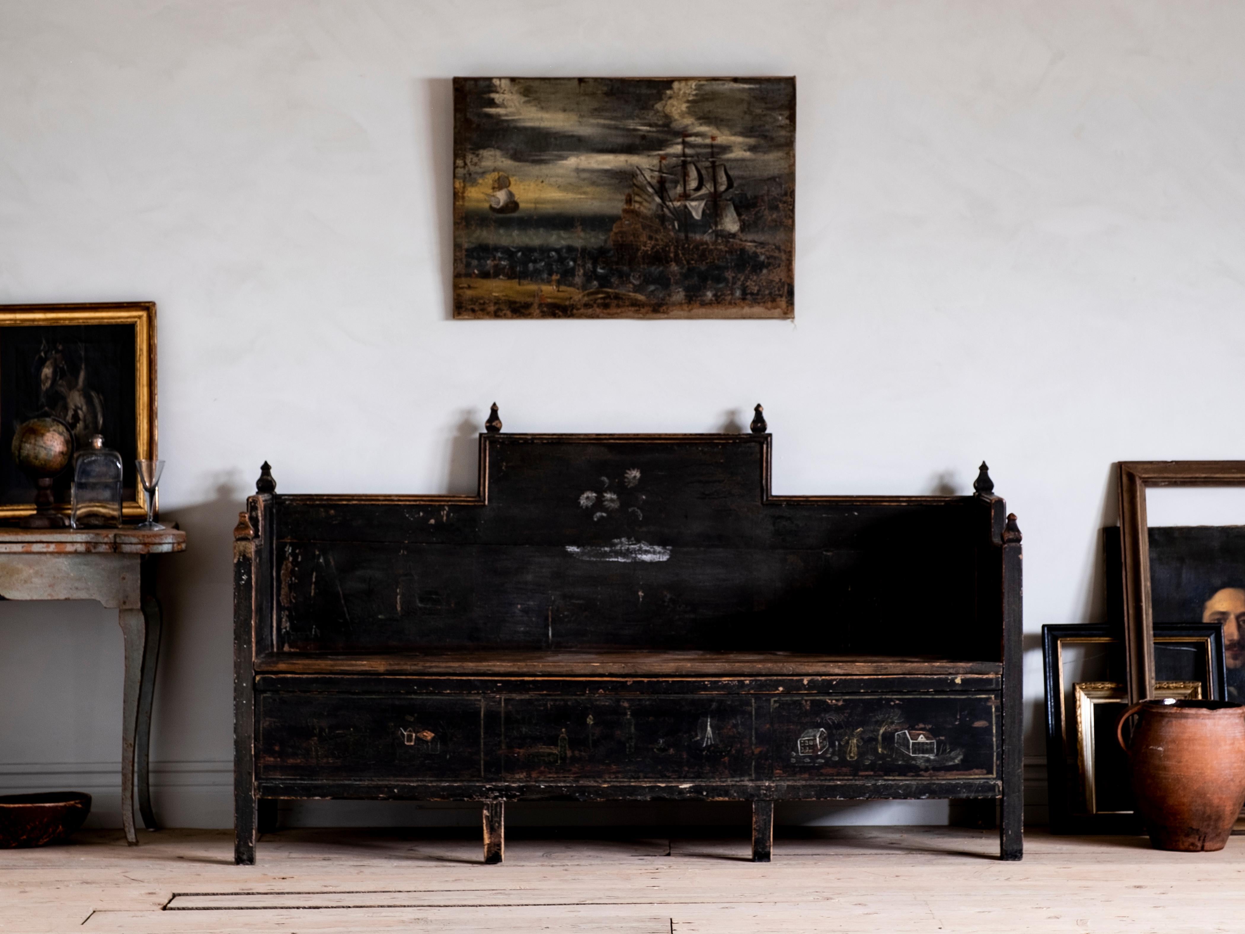 Pine Swedish 18th Century Gustavian Folk Art Sofa