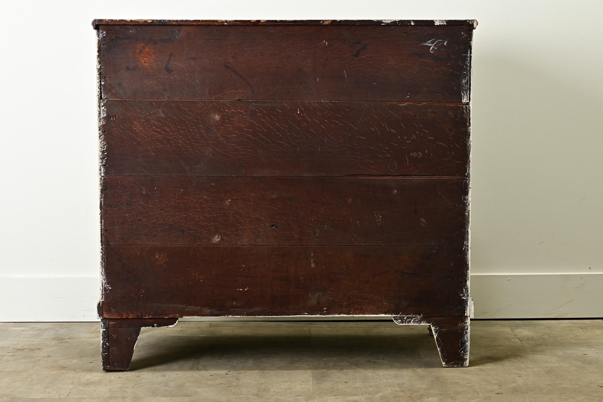 Swedish 18th Century Gustavian Painted Chest For Sale 5