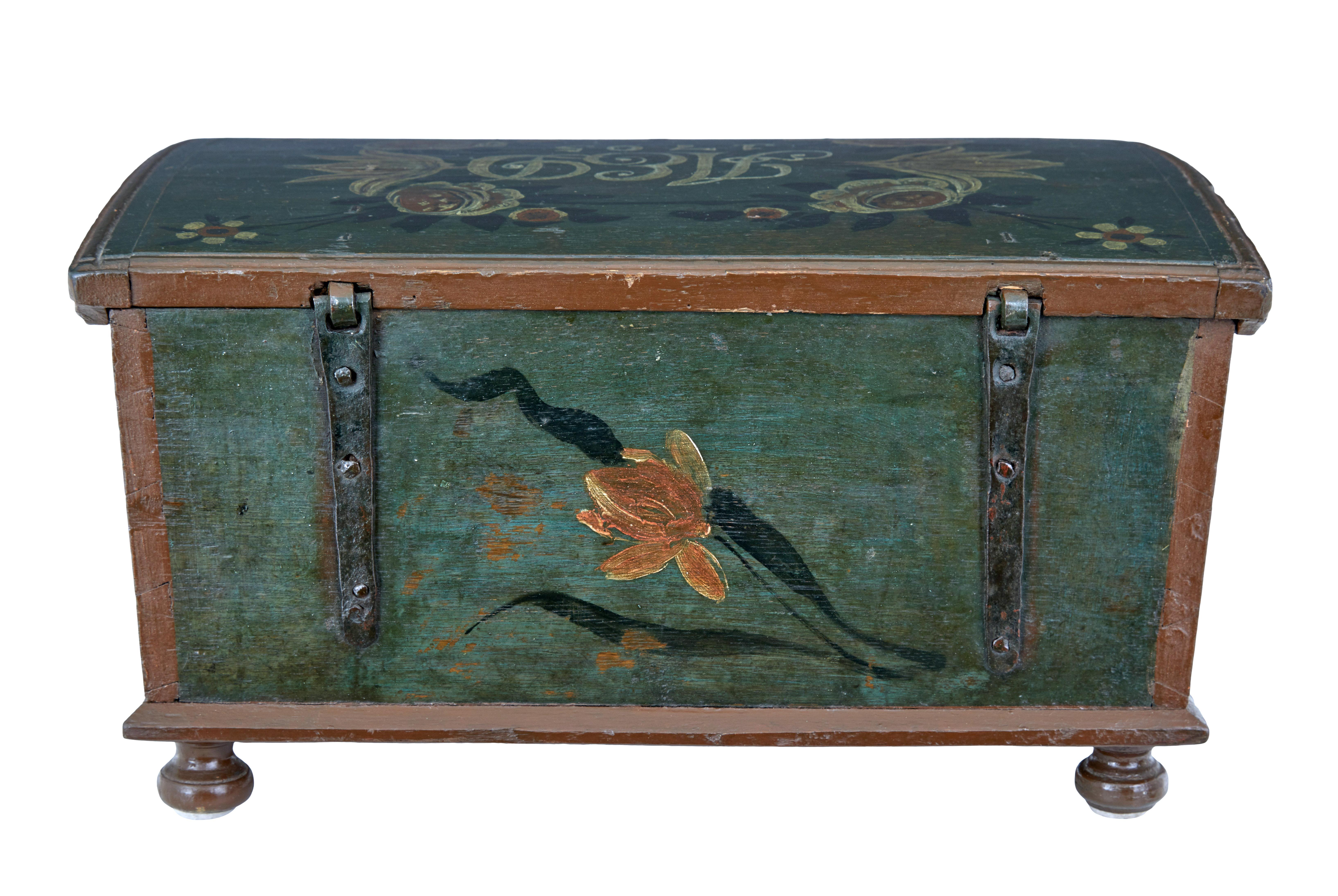 Hand-Crafted Swedish 18th century hand painted oak box