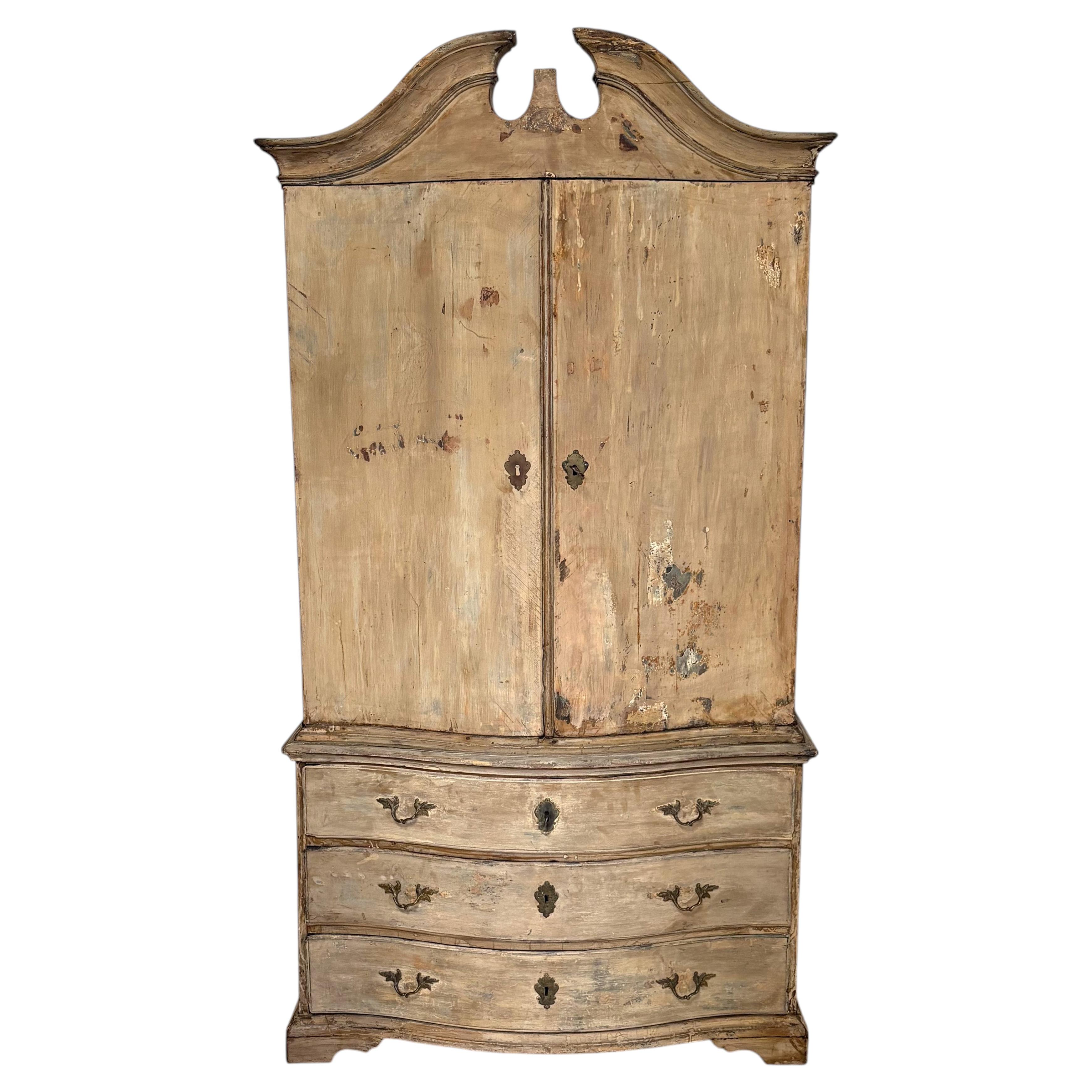 Swedish 18th Century Rococo Cupboard with Rare Curved Front