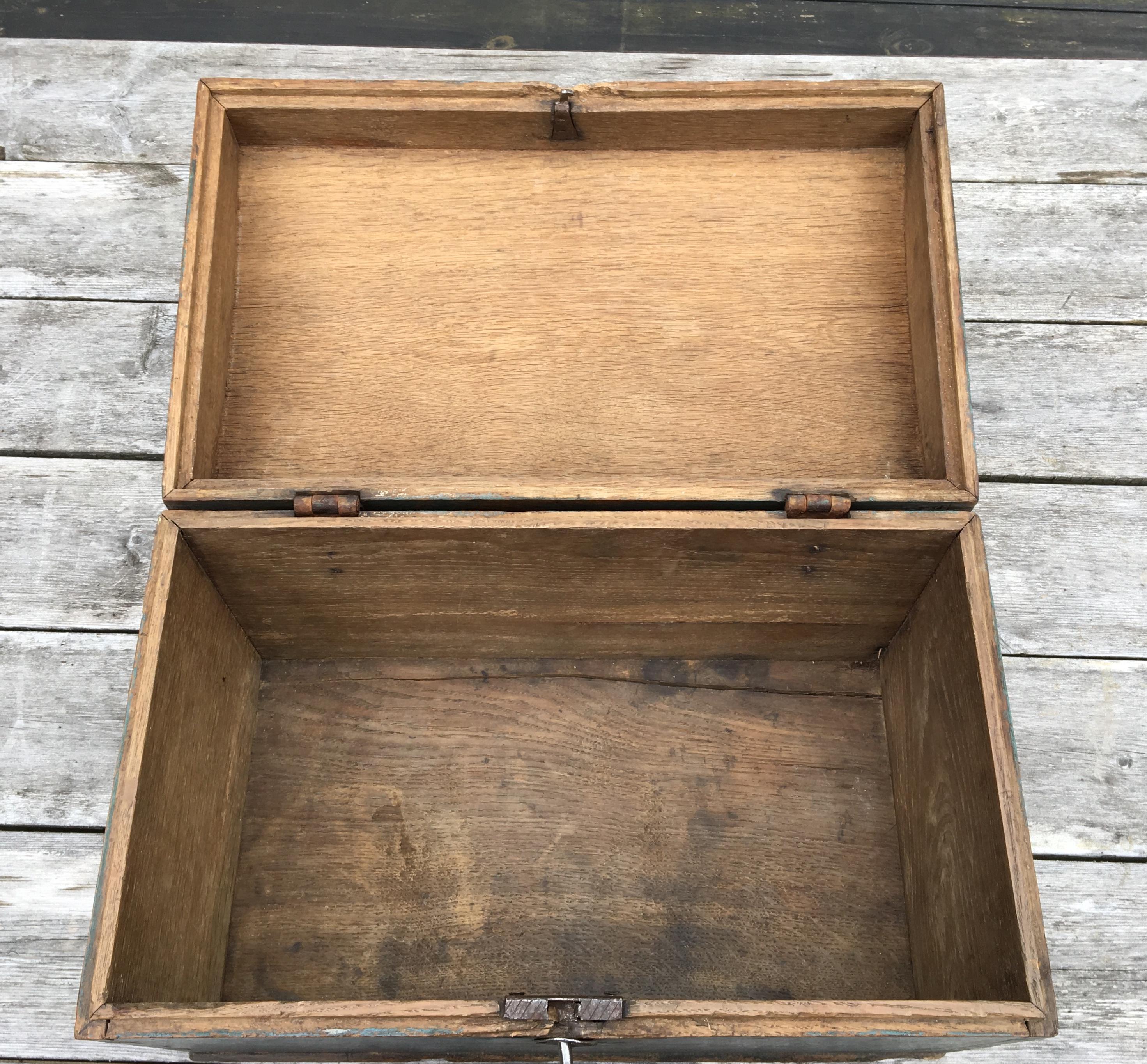 Swedish 18th Century Wooden Monogrammed and Dated Folk Art Box In Good Condition In Haddonfield, NJ