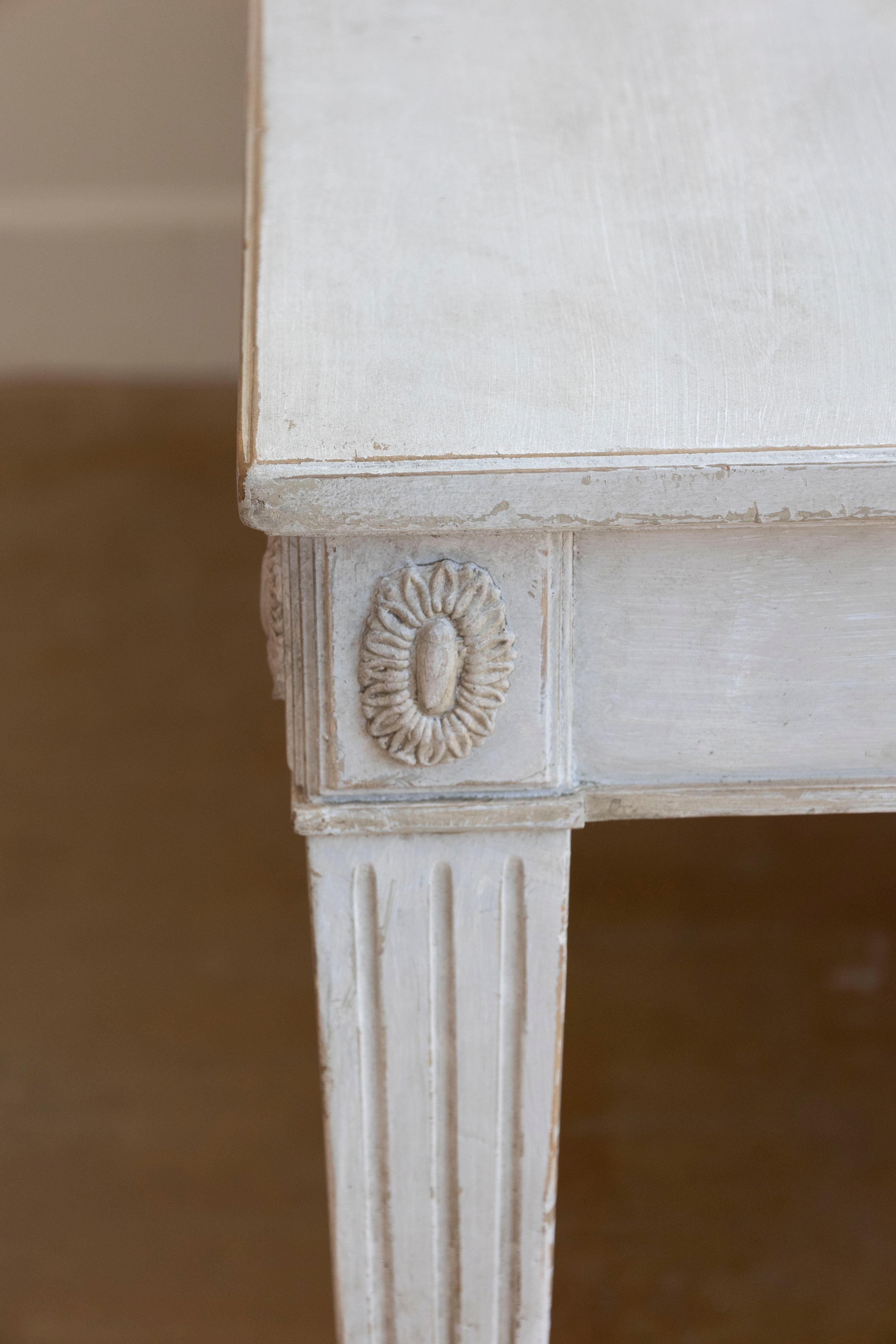 Wood Swedish 1900 Gustavian Style Dining Table with Carved Apron and Fluted Legs For Sale