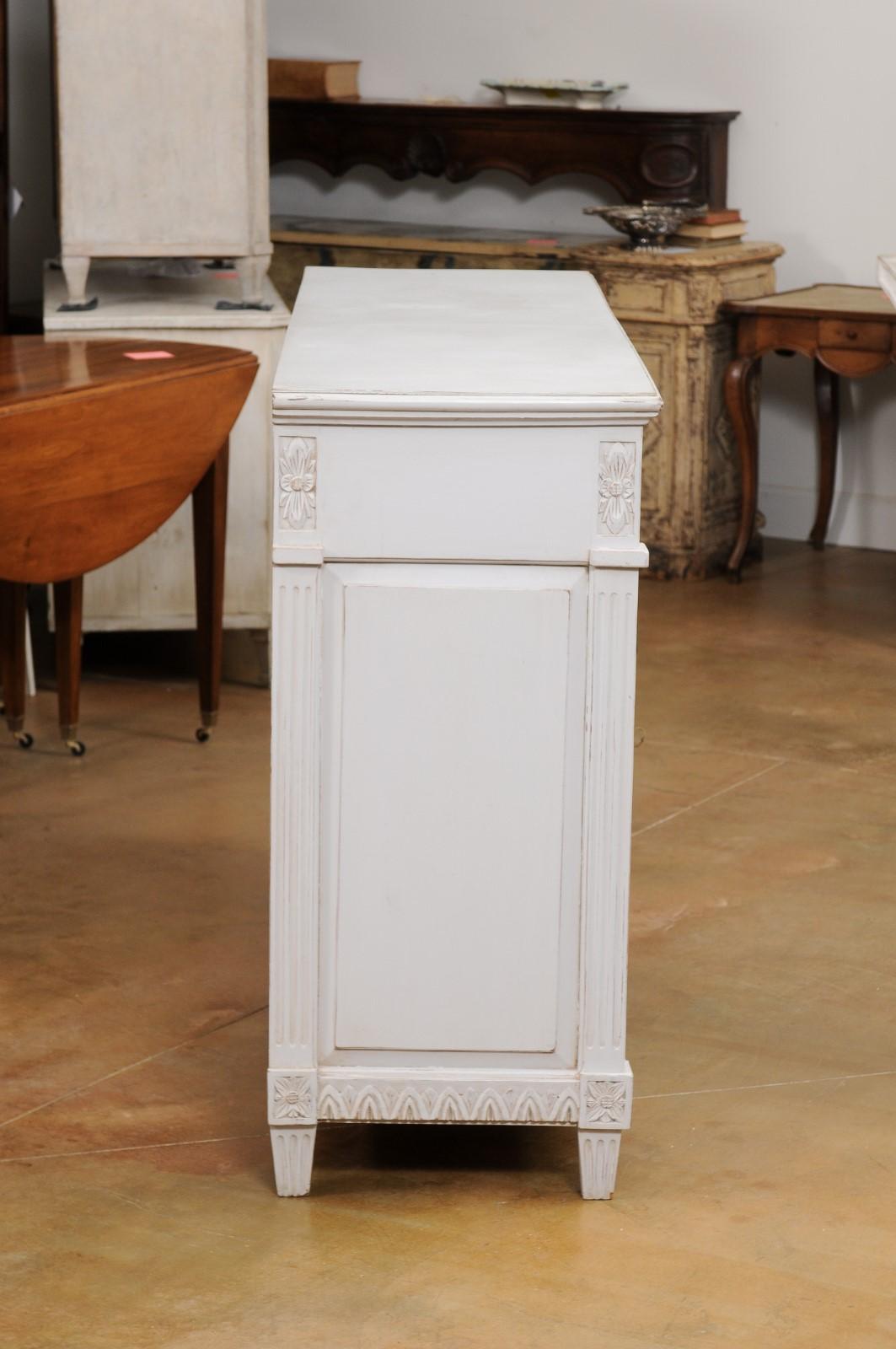 Swedish 1900s Gustavian Style Painted Sideboard with Three Drawers over Doors For Sale 6