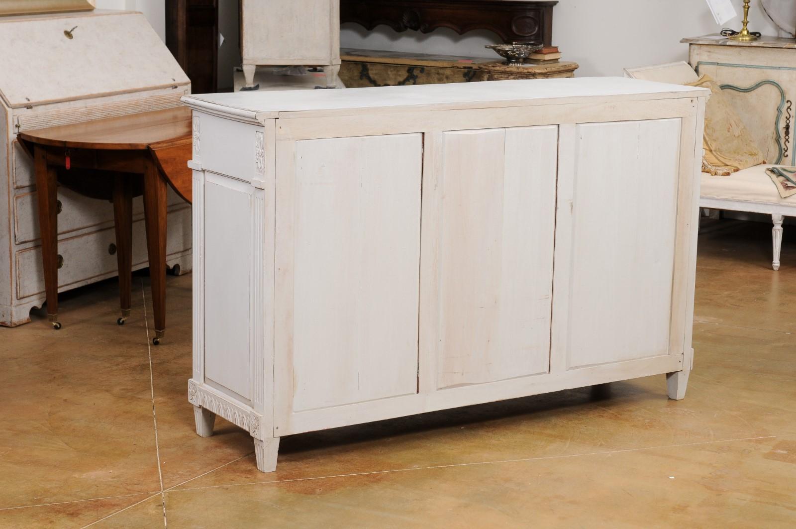 Swedish 1900s Gustavian Style Painted Sideboard with Three Drawers over Doors For Sale 2