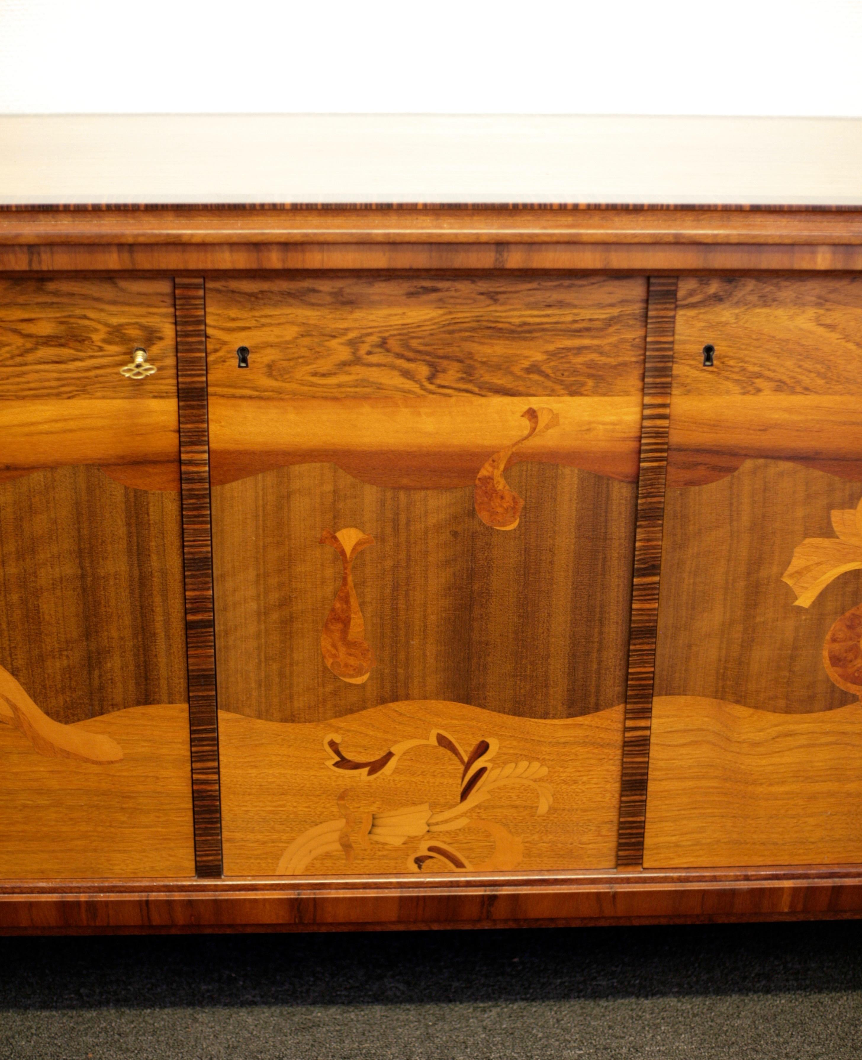 Inlay Swedish Grace - 1920s Art Deco Sideboard in the Manner of Carl Malmsten For Sale